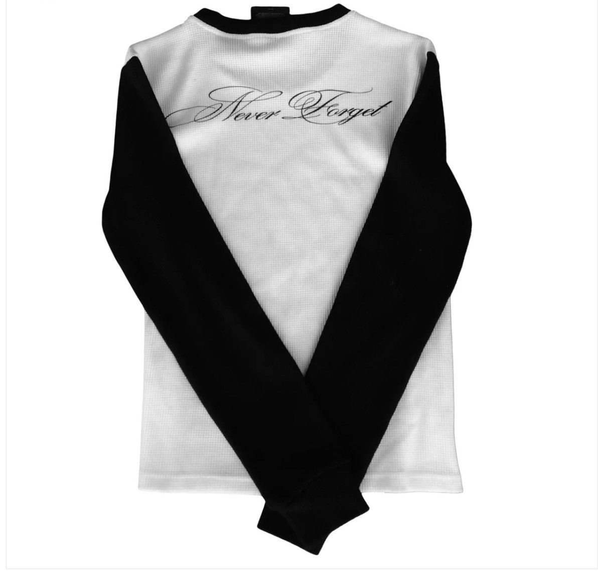 Other Forget Raven Thermal Long Sleeve White – Never Restocking Size US S / EU 44-46 / 1 - 2 Thumbnail