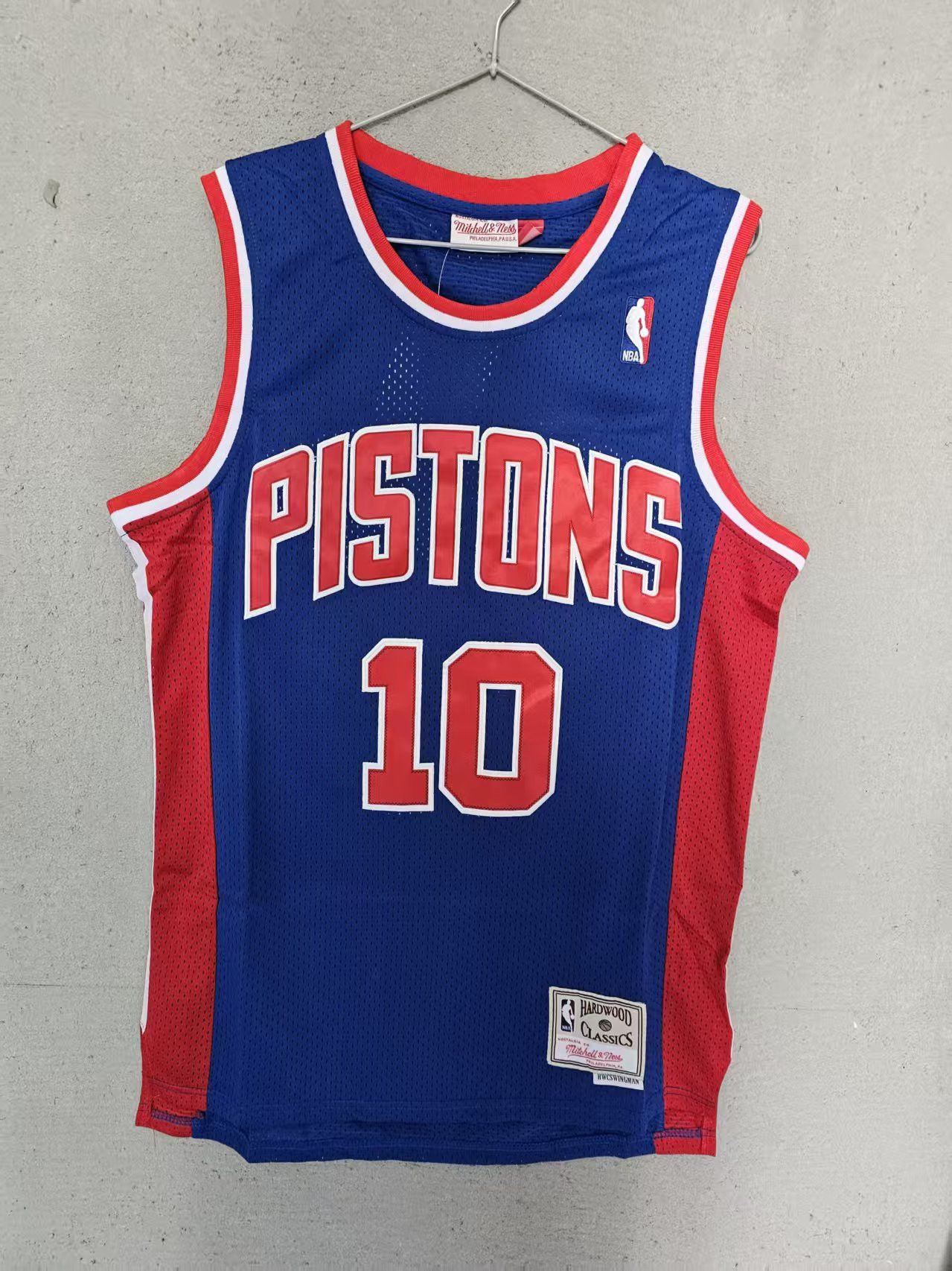 NBA Detroit Pistons #10 Dennis Rodman Jersey Size US XL / EU 56 / 4 - 1 Thumbnail