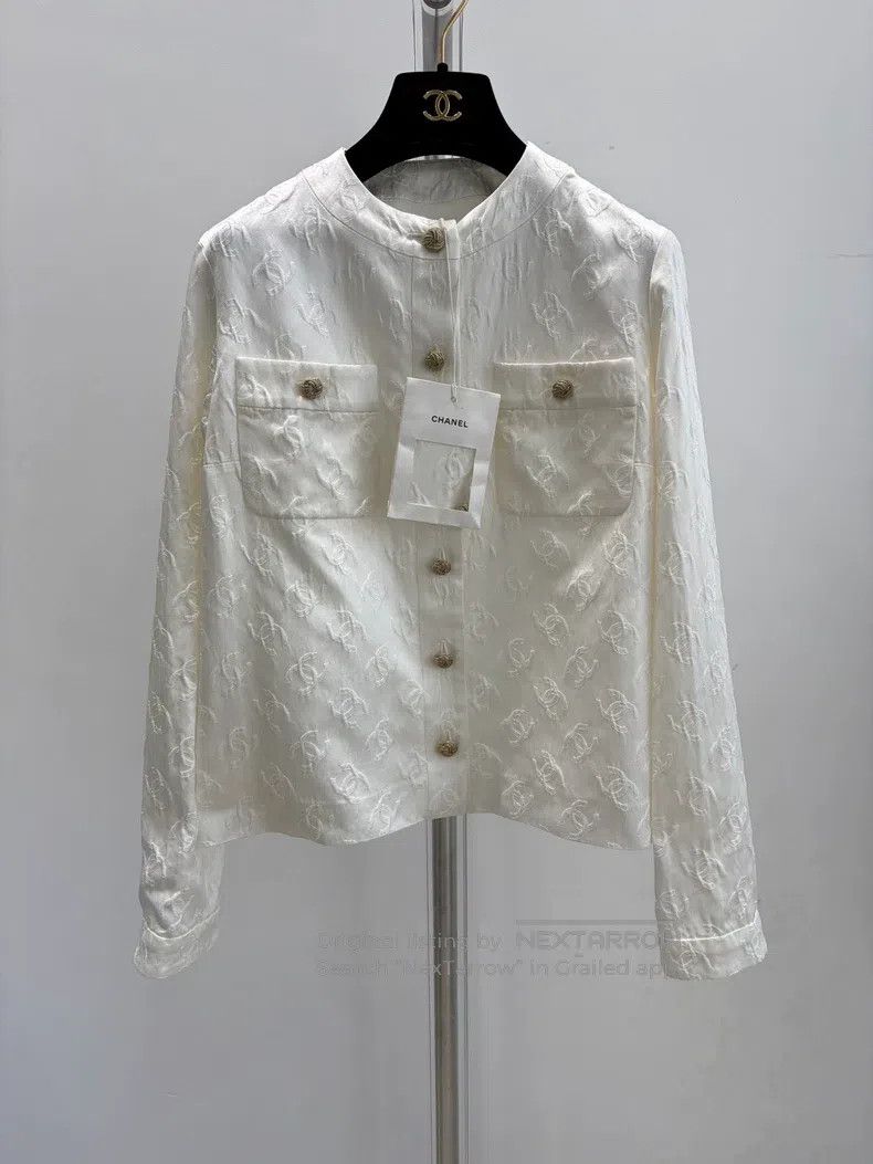Chanel Chanel White dark flower relief coat Size XXS / US 00 / IT 34 - 1 Thumbnail