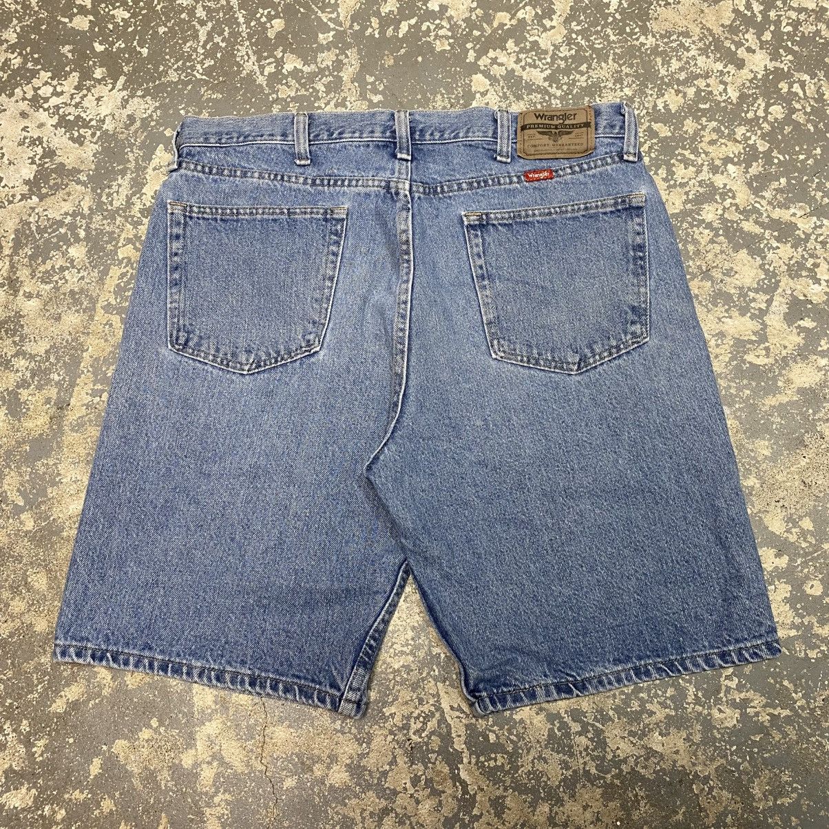 Other Vintage Wrangler Light Wash Y2K Baggy Shorts Jorts Size US 34 / EU 50 - 1 Thumbnail