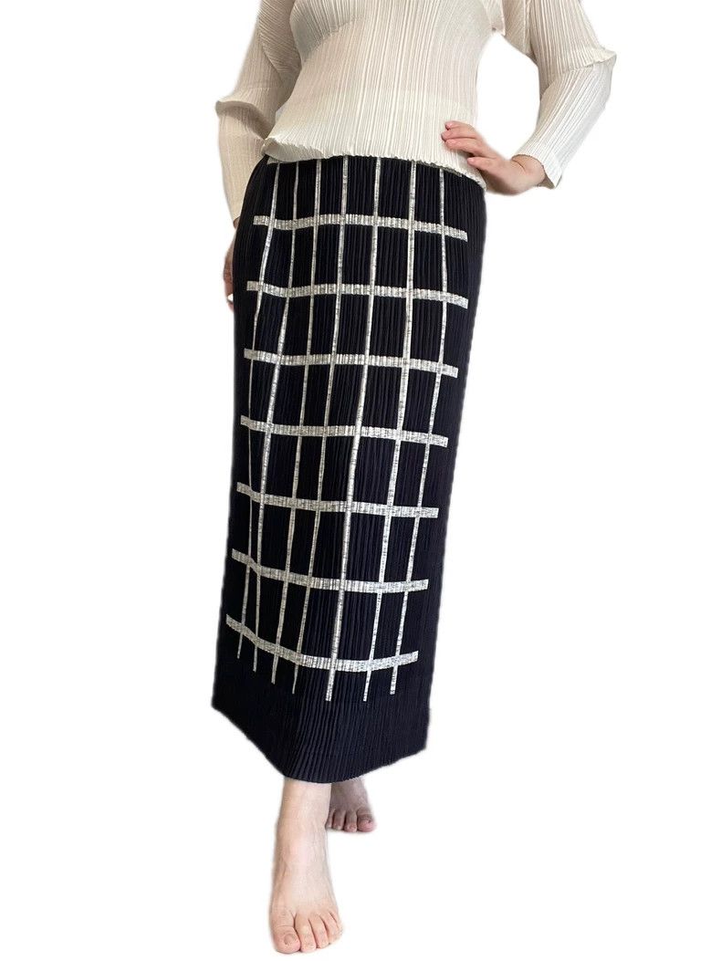 Issey Miyake Issey Miyake size:M A navy blue main line skirt Size 22" - 2 Thumbnail