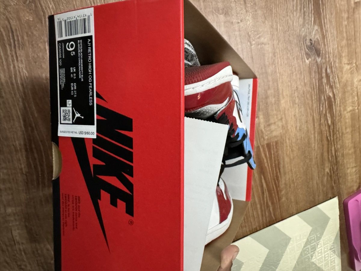 Jordan Brand Air Jordan 1 Retro “Fearless UNC Chicago” size 9.5 Size US 9.5 / EU 42-43 - 8 Thumbnail