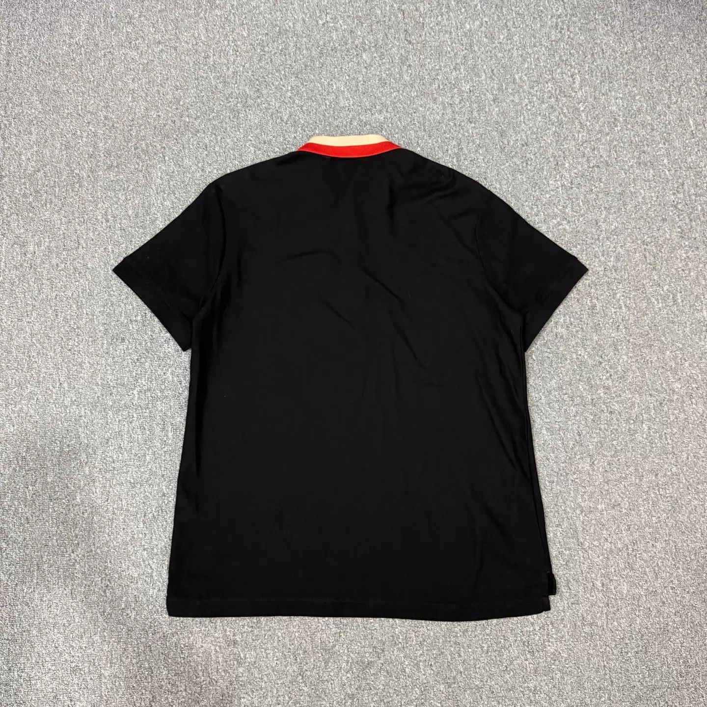 Burberry Burberry Black Collar Logo Short Polo L 99 New Size US L / EU 52-54 / 3 - 2 Thumbnail