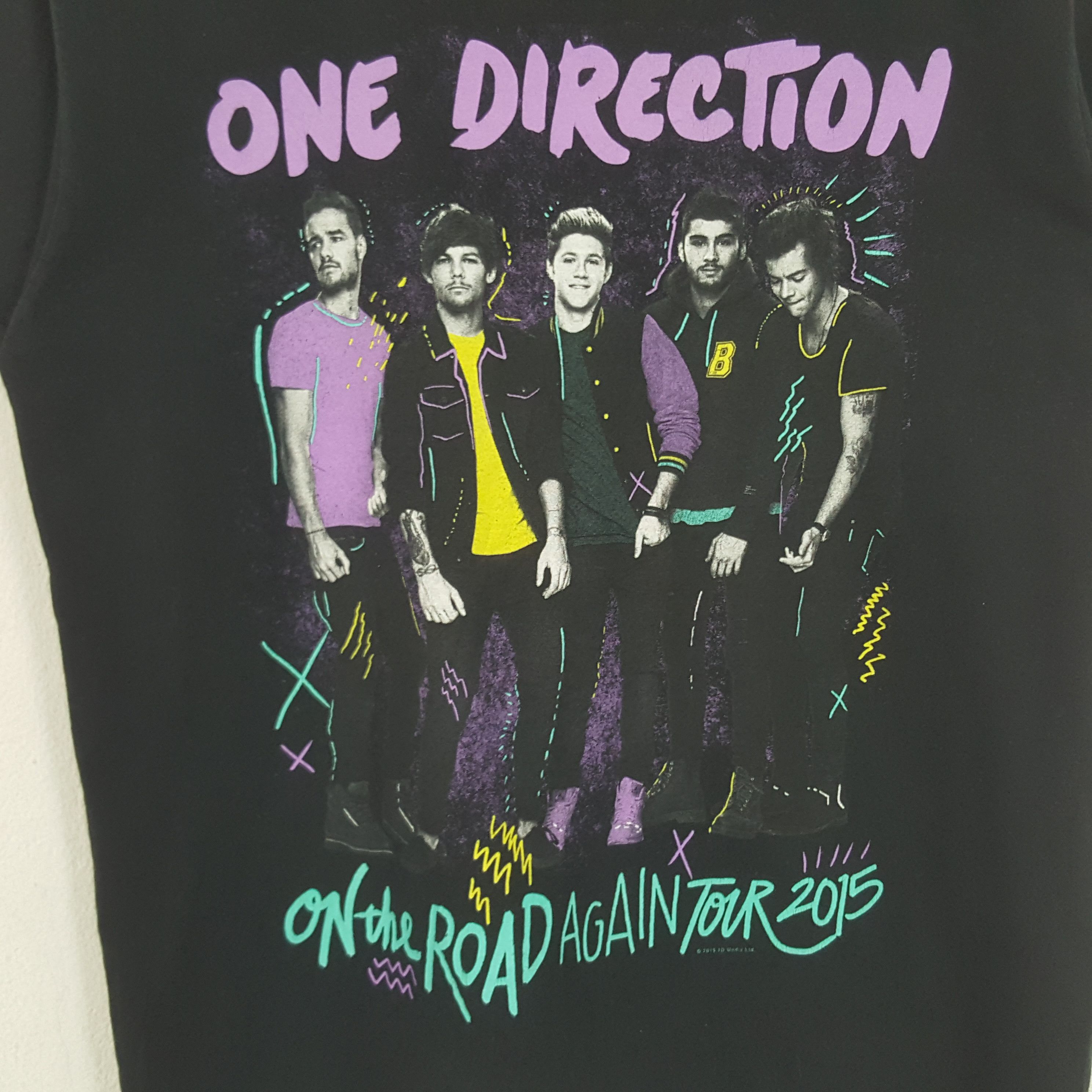 Band Tees × Vintage Vintage One Direction American Band Tour Tshirt Size US M / EU 48-50 / 2 - 2 Thumbnail