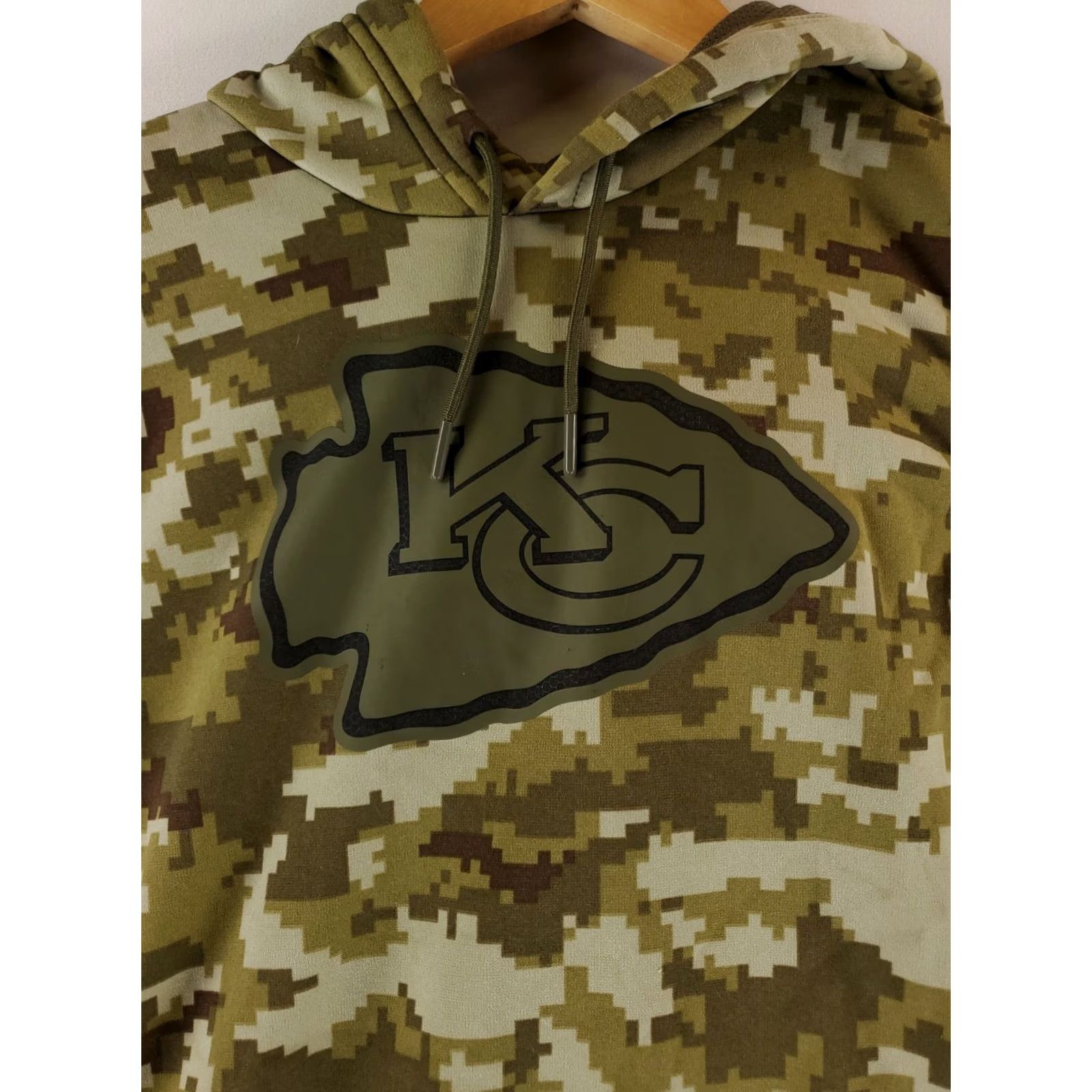 Nike Nike Hoodie Sweatshirt Kansas City Chiefs Salute to Service Camo Green Mens M Size US M / EU 48-50 / 2 - 3 Thumbnail