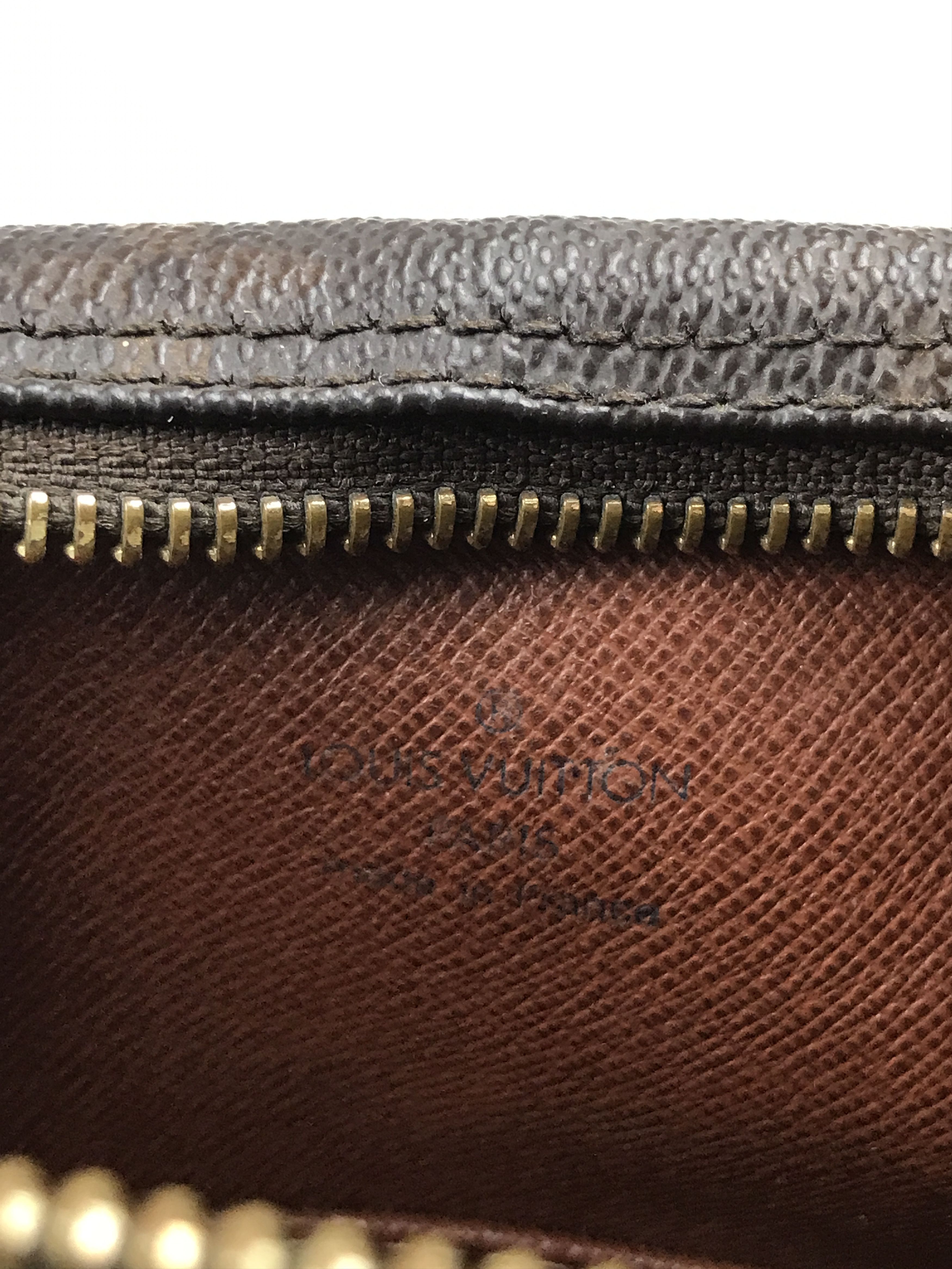 Louis Vuitton × Vintage Vintage Louis Vuitton Danube Monogram Canvas crossbody bag Size ONE SIZE - 8 Thumbnail
