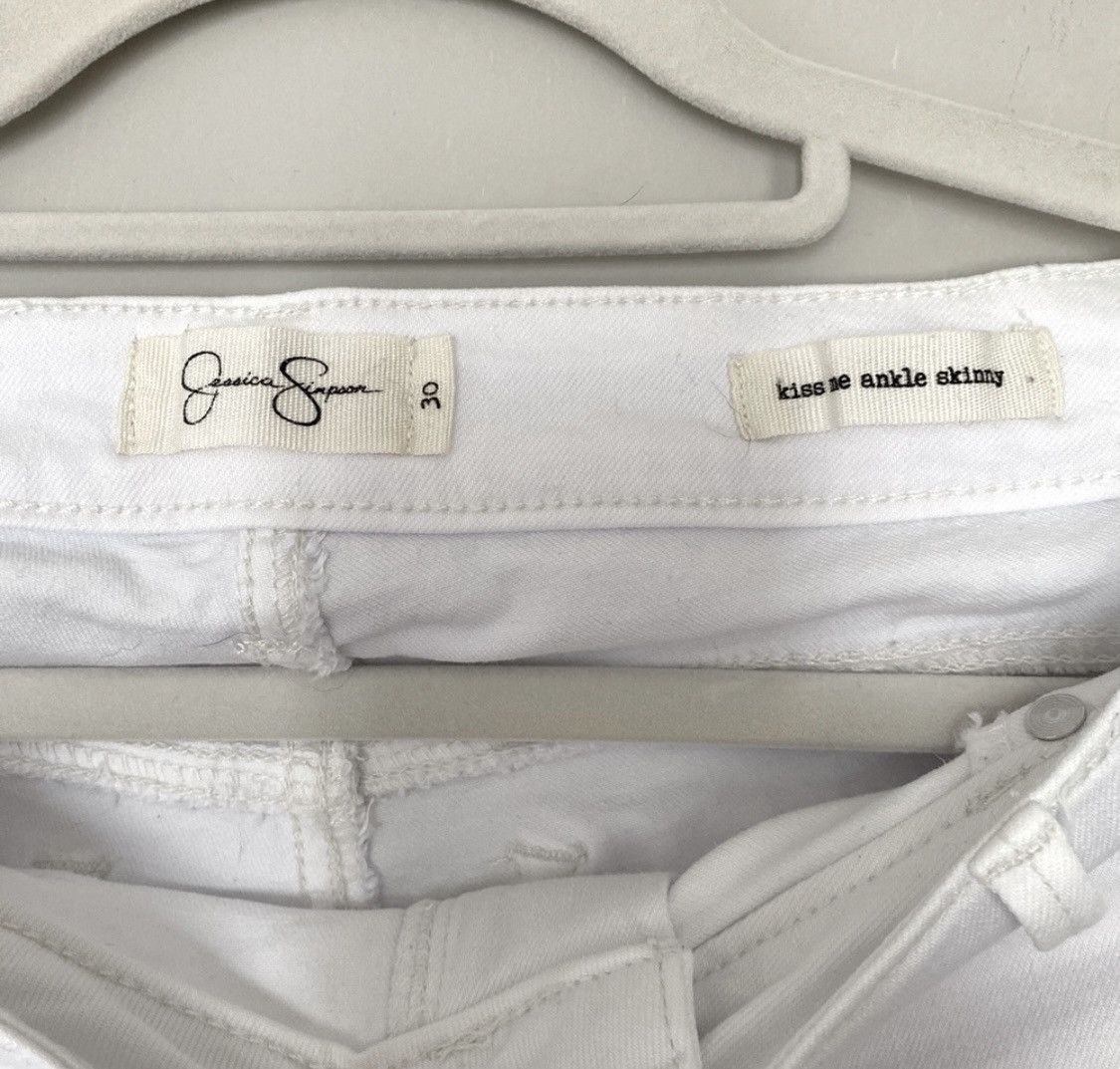 Jessica Simpson JESSICA SIMPSON KISS ME ANKLE SKINNY MID RISE JEANS IN WHITE Size 30" / US 8 / IT 44 - 2 Thumbnail