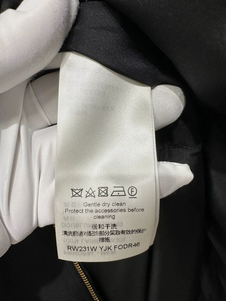 Louis Vuitton Louis Vuitton Black Dress Size XXS / US 00 / IT 34 - 4 Thumbnail
