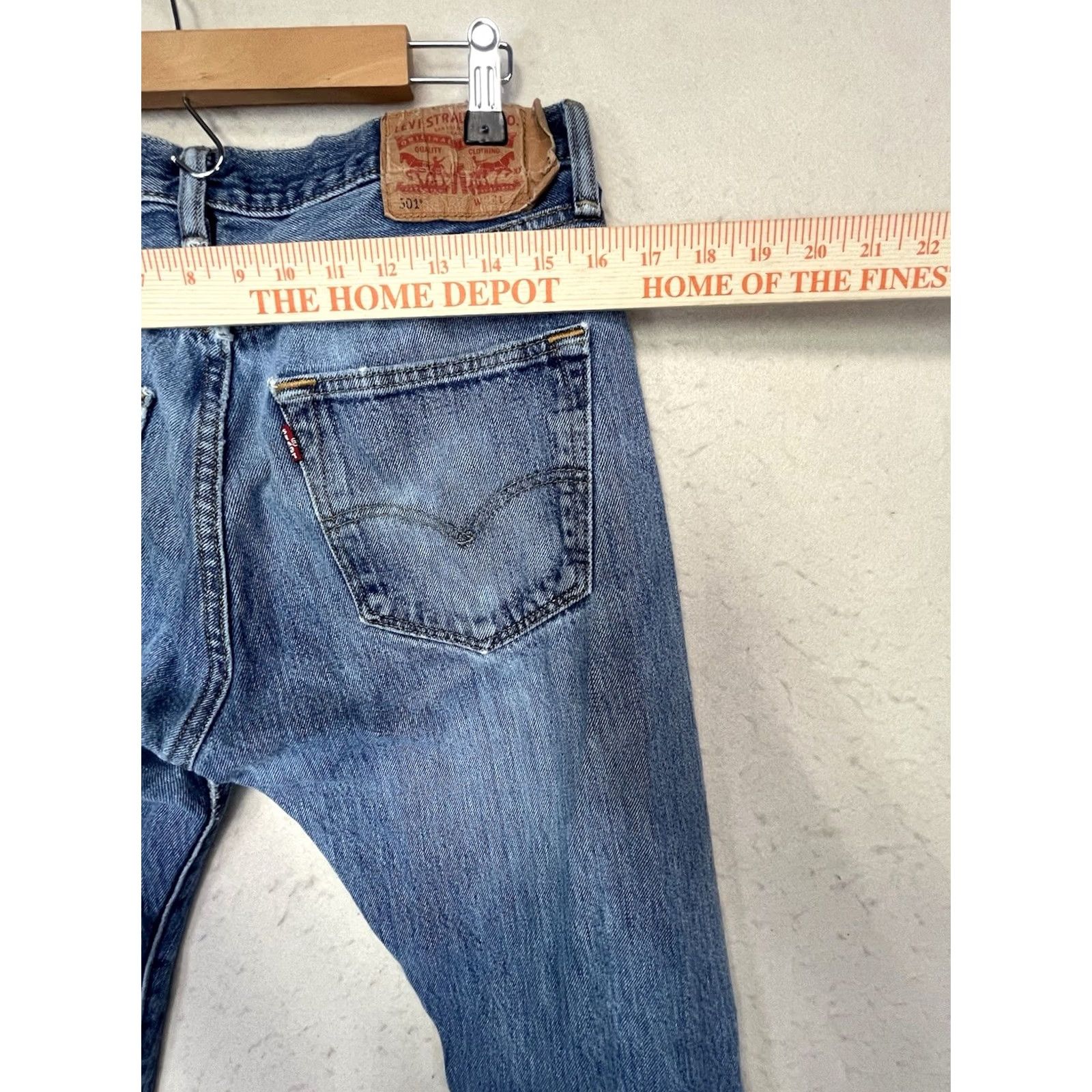 Levi's VINTAGE Levi's 501 Jeans Denim 32x32 Straight Button Fly Distressed 5-Pocket Mens Regular Blue Size US 32 / EU 48 - 3 Thumbnail