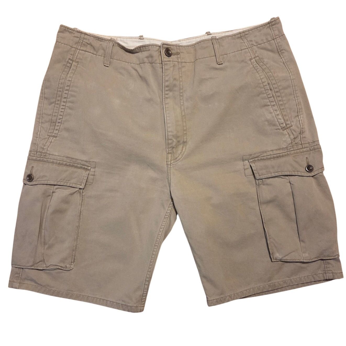 Levi's Levi's Men's Khaki Cargo Shorts - Size 36 - Great! Size US 36 / EU 52 - 1 Thumbnail