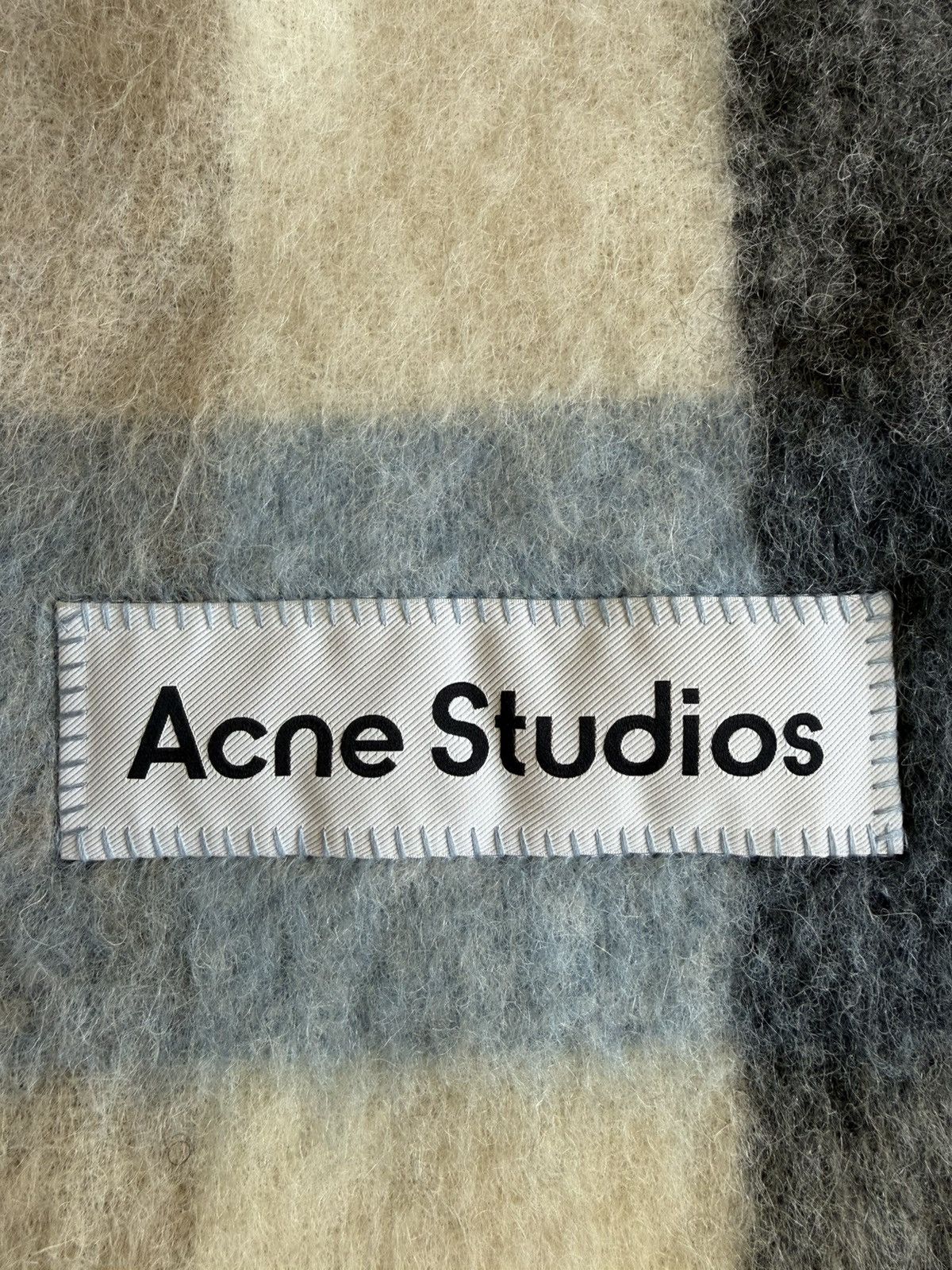 Acne Studios Acne Studios Mohair Checked Scarf Size ONE SIZE - 4 Thumbnail