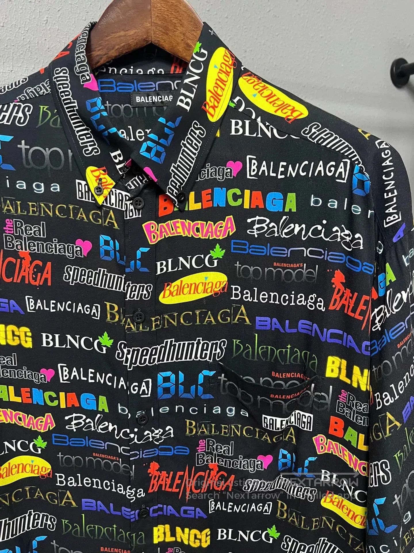 Balenciaga Balenciaga Colorful Badge Shirt. Size S / US 4 / IT 40 - 3 Thumbnail