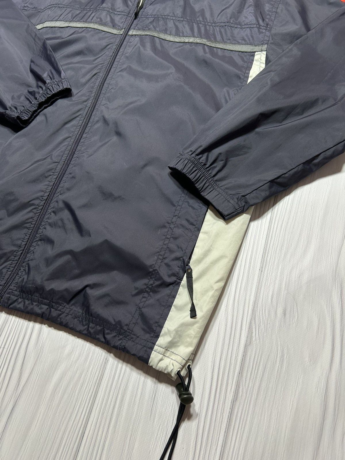 Nike × Vintage Vintage 90s Nike Light Jacket Size S Polyester/Nylon Size US S / EU 44-46 / 1 - 4 Thumbnail