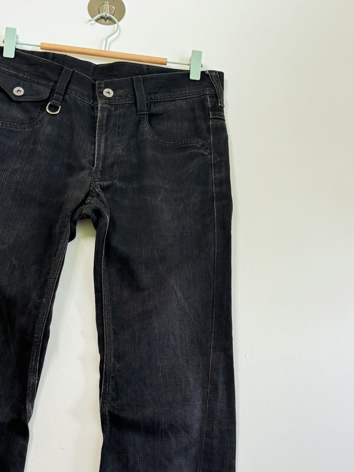 Nicole Club HIDEWAYS NICOLE TWIST LEG BLACK DENIM JEANS Size US 31 - 5 Thumbnail