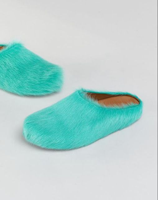 Marni o1w1db11024 Long-Hair Calfskin Fussbett Sabot in Mint Green Size US 11 / EU 44 - 1 Thumbnail