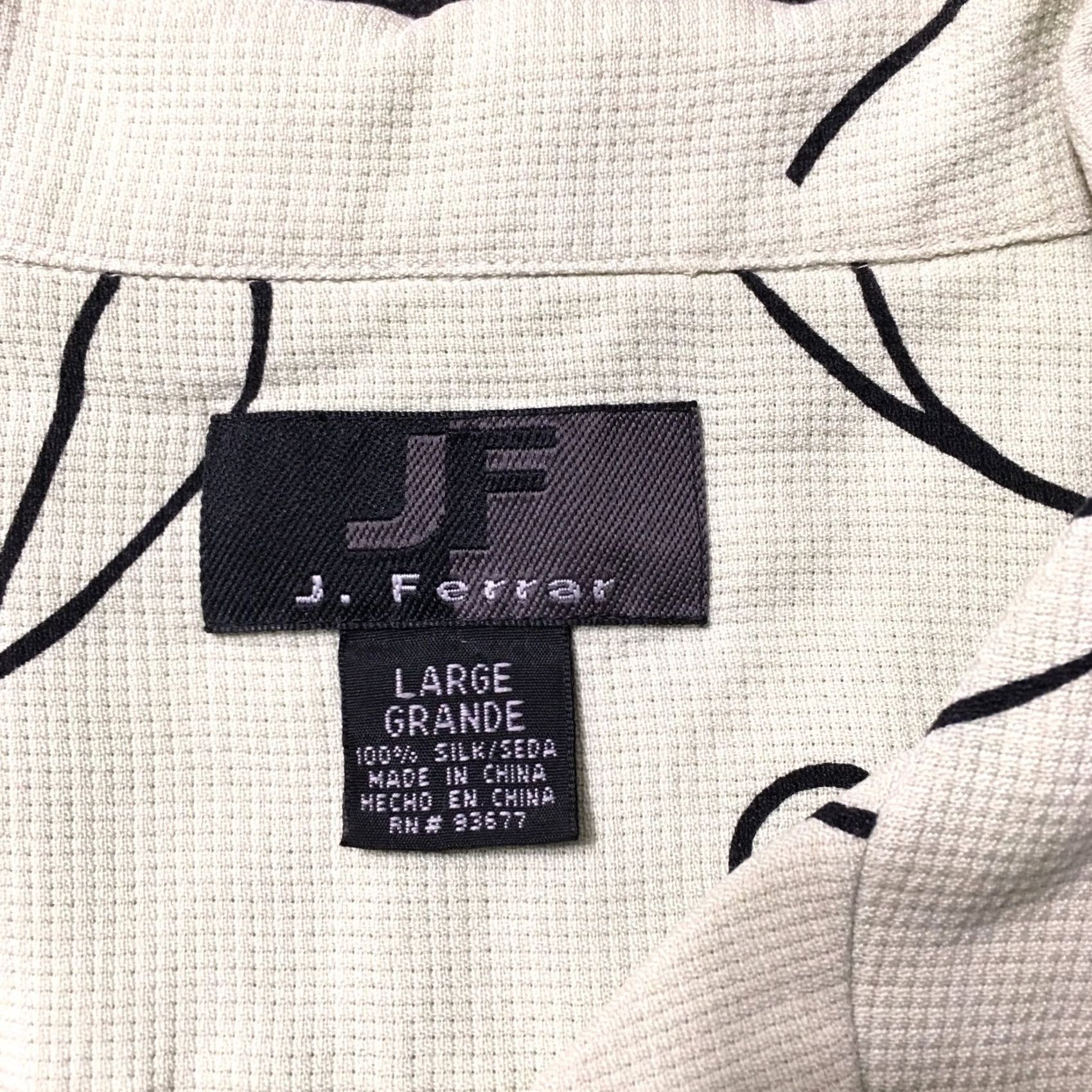 Vintage J Ferrar Shirt GREEN Large 100% Silk Short Sleeve Button Up Casual DESIGN Men Size US L / EU 52-54 / 3 - 2 Thumbnail