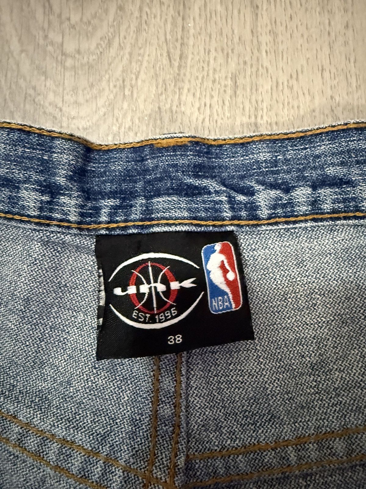 NBA Late 2000s NBA UNK Patch Team Logos Blue Baggy Jeans (37x33) Size US 37 - 3 Thumbnail