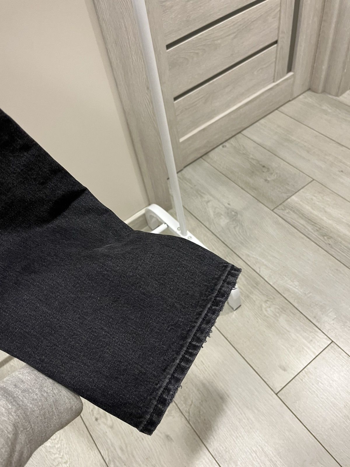 Abercrombie & Fitch Washed black Abercrombie & Fitch 90s straight jeans 22x30 Size US 32 / EU 48 - 6 Thumbnail