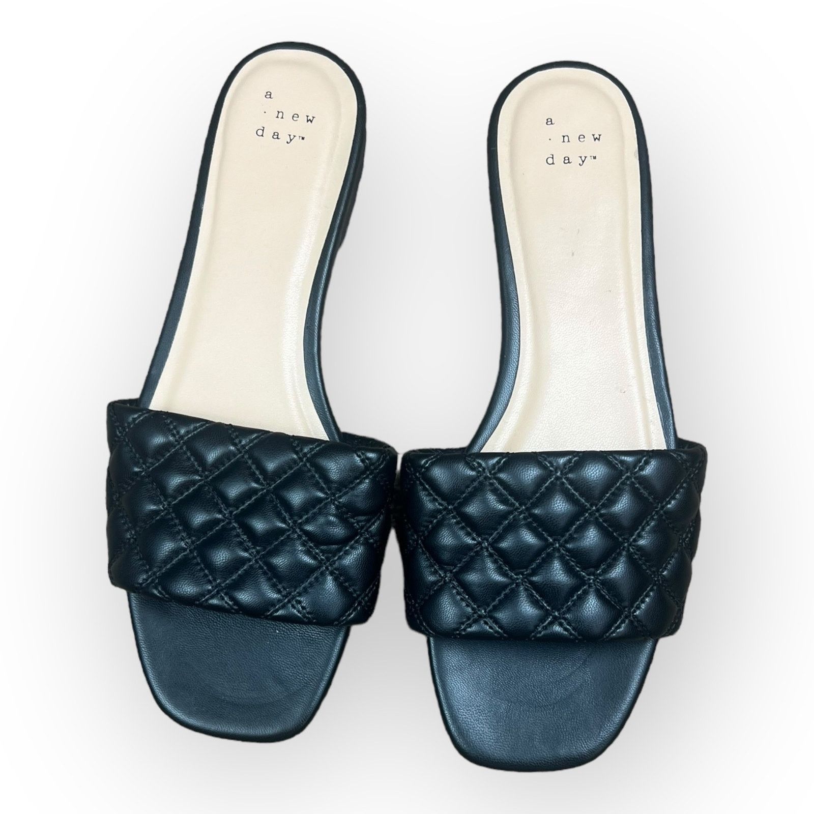 Kohl's A New Day Women's Ama Quilted Slide Sandals Black Size US 9 / IT 39 - 4 Thumbnail