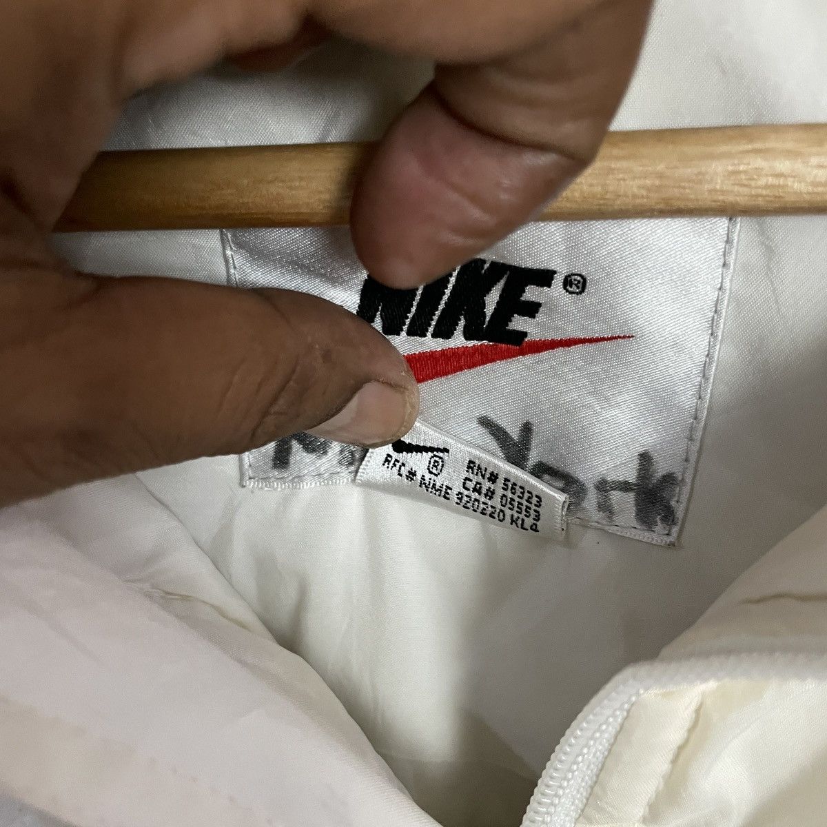 Nike Vintage 90s Nike Swoosh Big Logo Jacket Size US XL / EU 56 / 4 - 8 Thumbnail