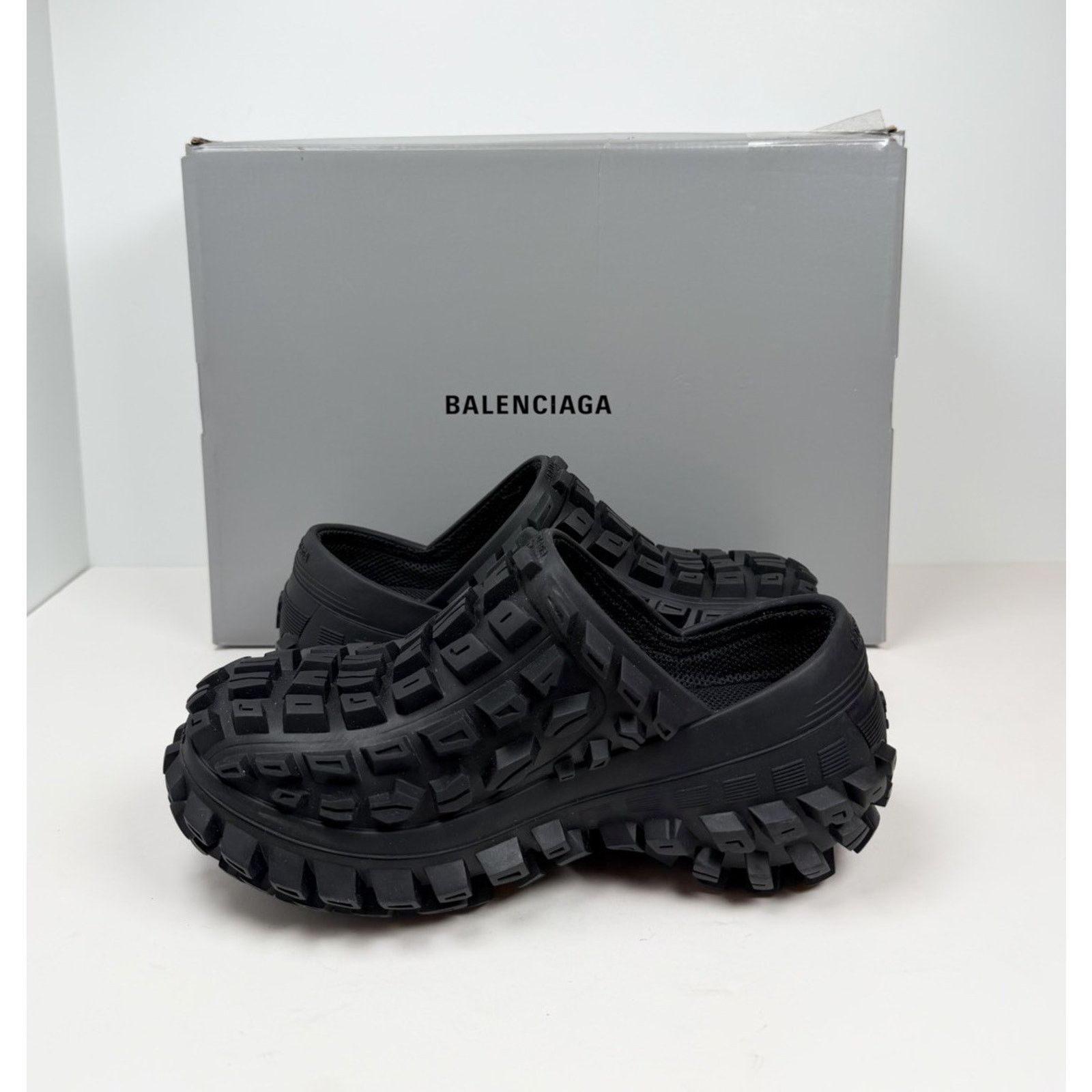 Balenciaga Size 35EU/5.5W- Balenciaga Defender Clog NEW Size US 5.5 / IT 35.5 - 5 Thumbnail