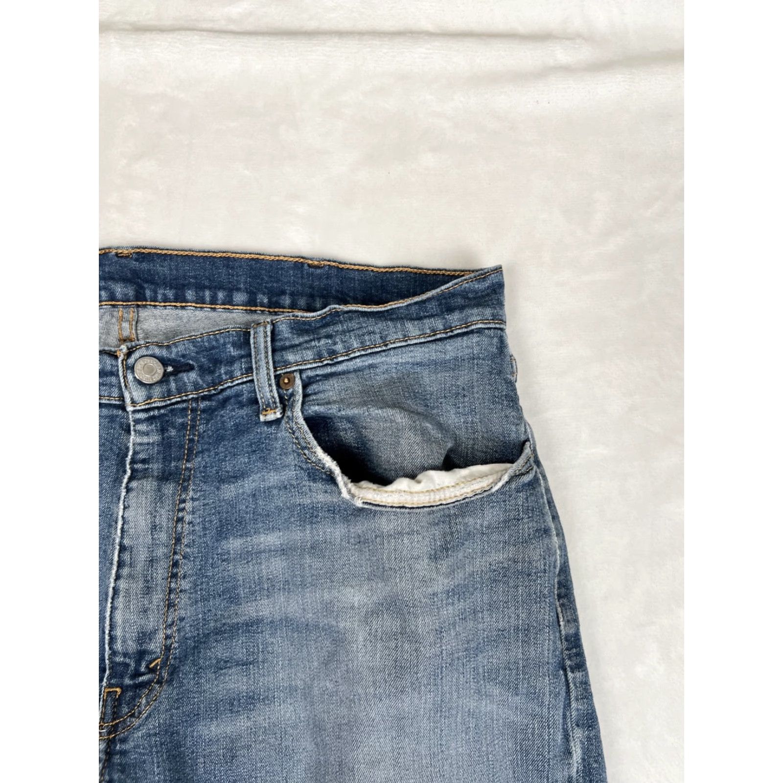 Levi's VINTAGE Levi's 559 Jeans 38x32 Blue Denim Relaxed Straight 90s Grunge Mens Jeans Size US 38 / EU 54 - 4 Thumbnail
