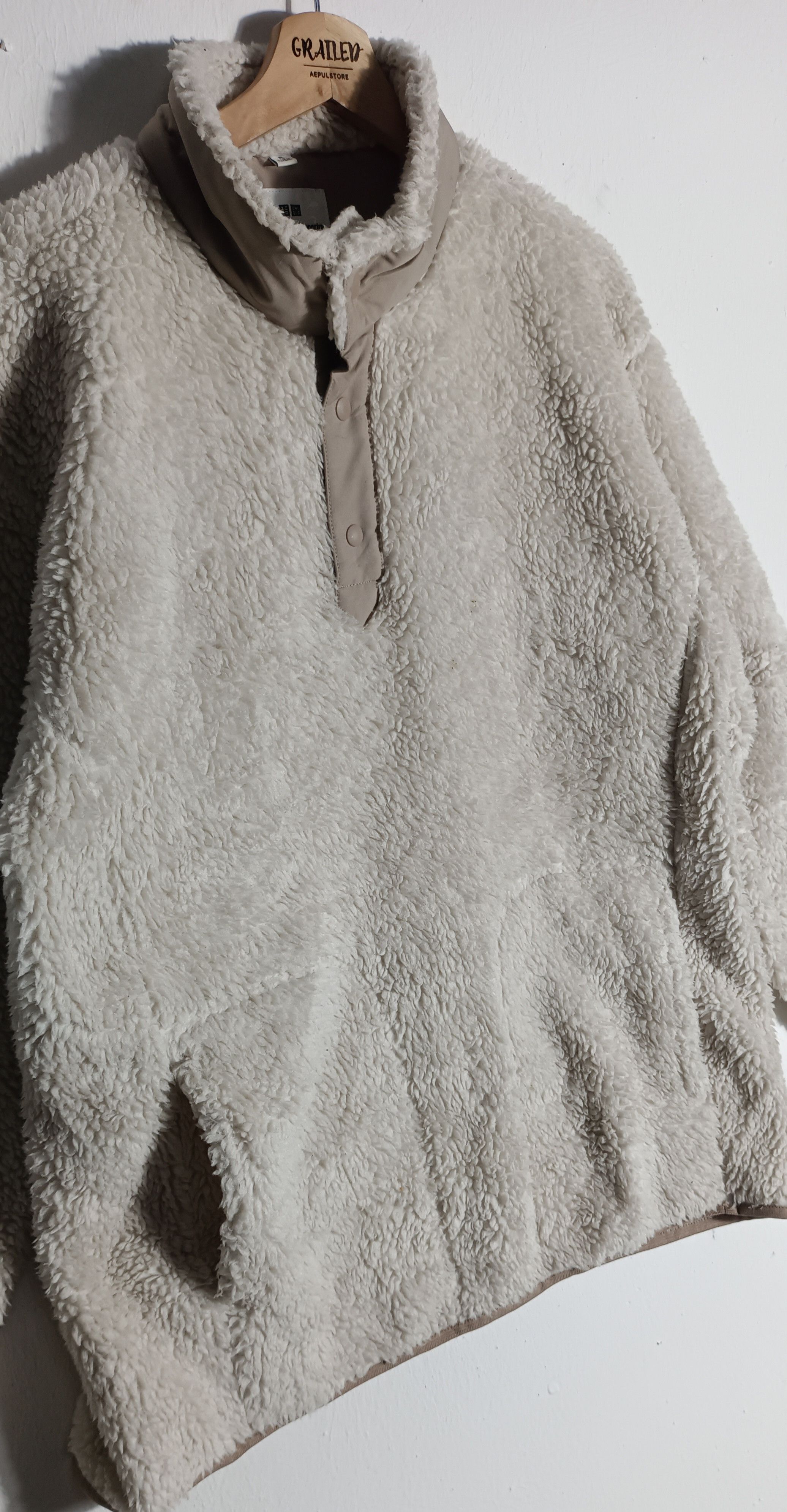 White Mountaineering White Mountaineering Uniqlo Sherpa Fleece White Sweatshirt Size US XL / EU 56 / 4 - 3 Thumbnail