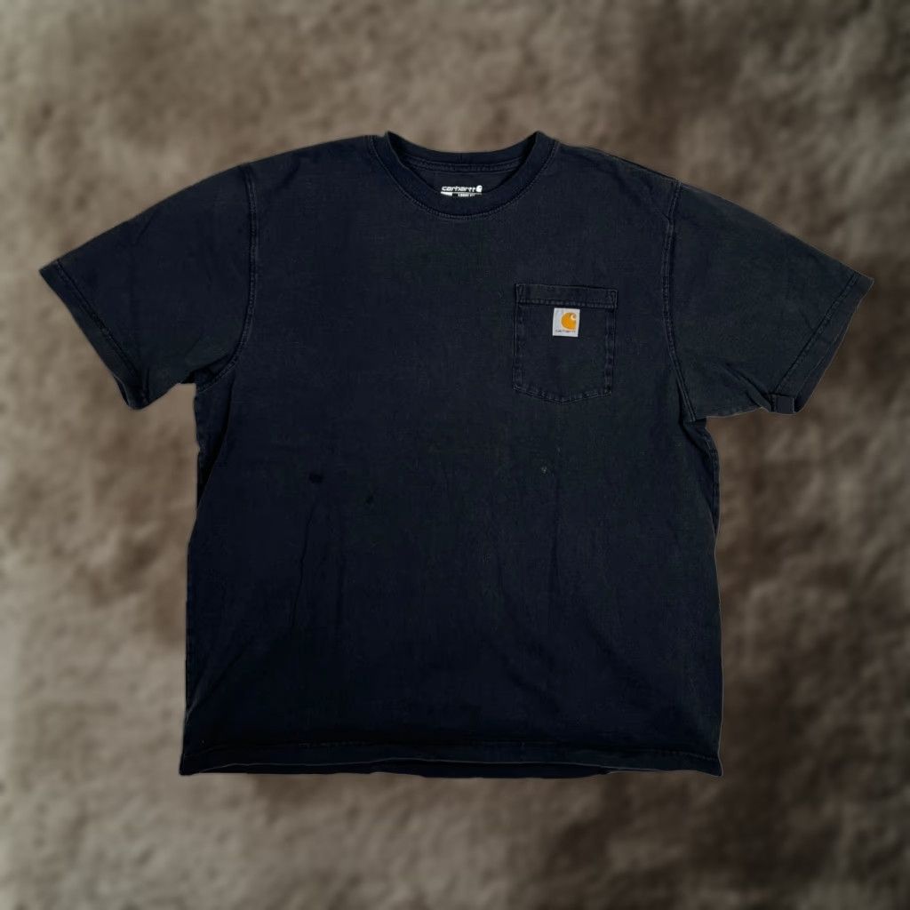 Carhartt VINTAGE Carhartt Black Pocket Tee T-Shirt Size XL Loose Fit Grunge Faded 90s Classic Features Pockets Men K87 Short Sleeve Crew Neck Cotton T-Shirt Size US L / EU 52-54 / 3 - 1 Thumbnail