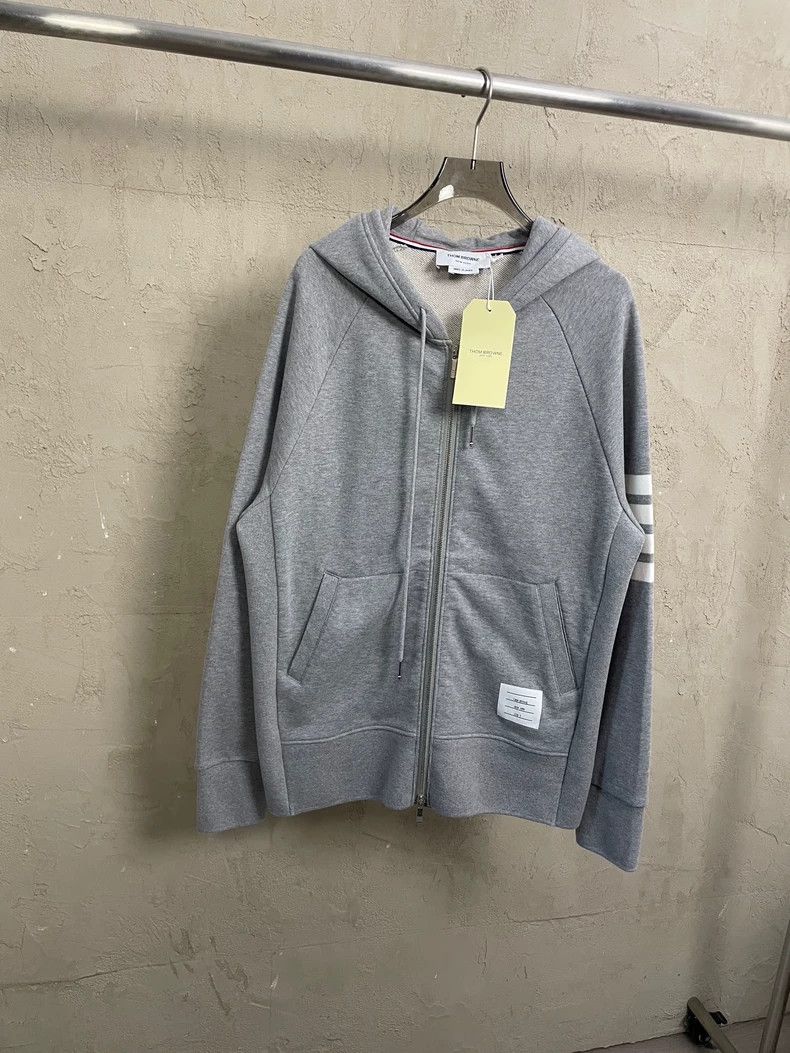 Thom Browne Thom Browne size5 Gray zipper jacket and hoodie Size US XXL / EU 58 / 5 - 1 Thumbnail