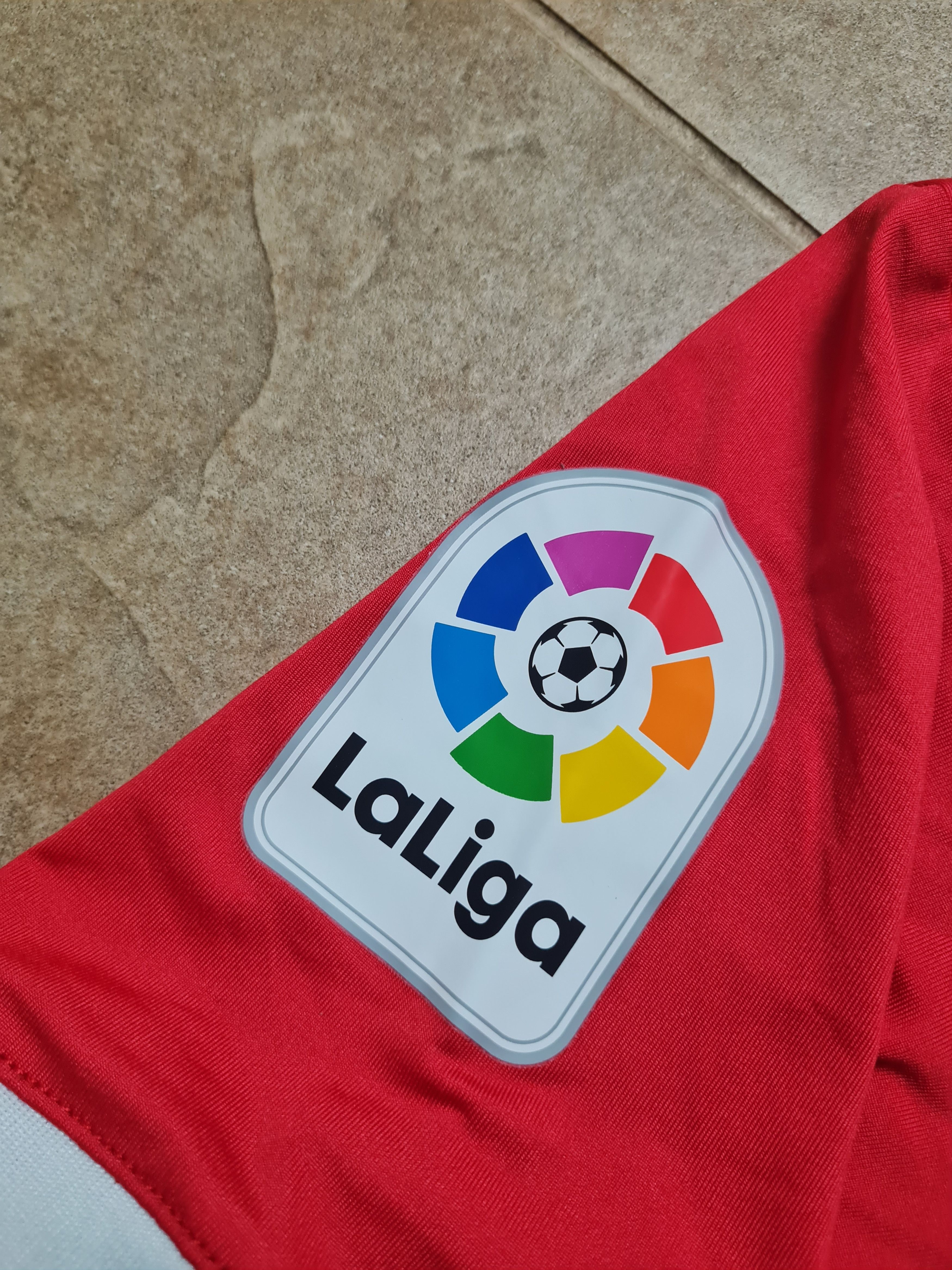 Umbro Soccer Jersey GIRONA FC Home Football Umbro Shirt 2018/2019 Size US M / EU 48-50 / 2 - 15 Thumbnail
