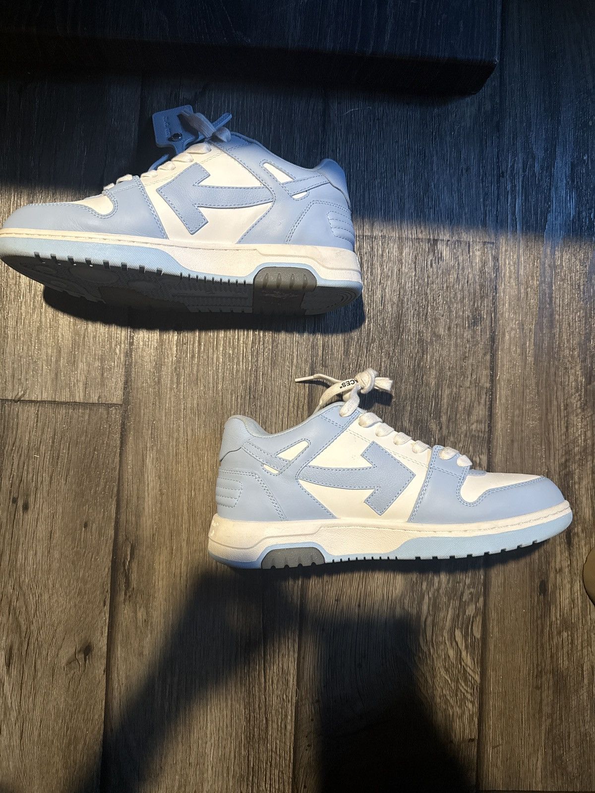 Off-White Off-White out of office Size US 7 / EU 40 - 3 Thumbnail
