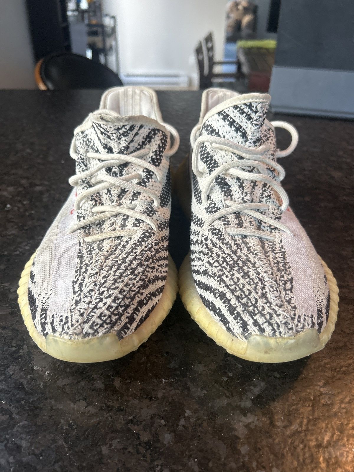 Kanye West × Yeezy Yeezy Zebra Size US 10 / EU 43 - 4 Thumbnail
