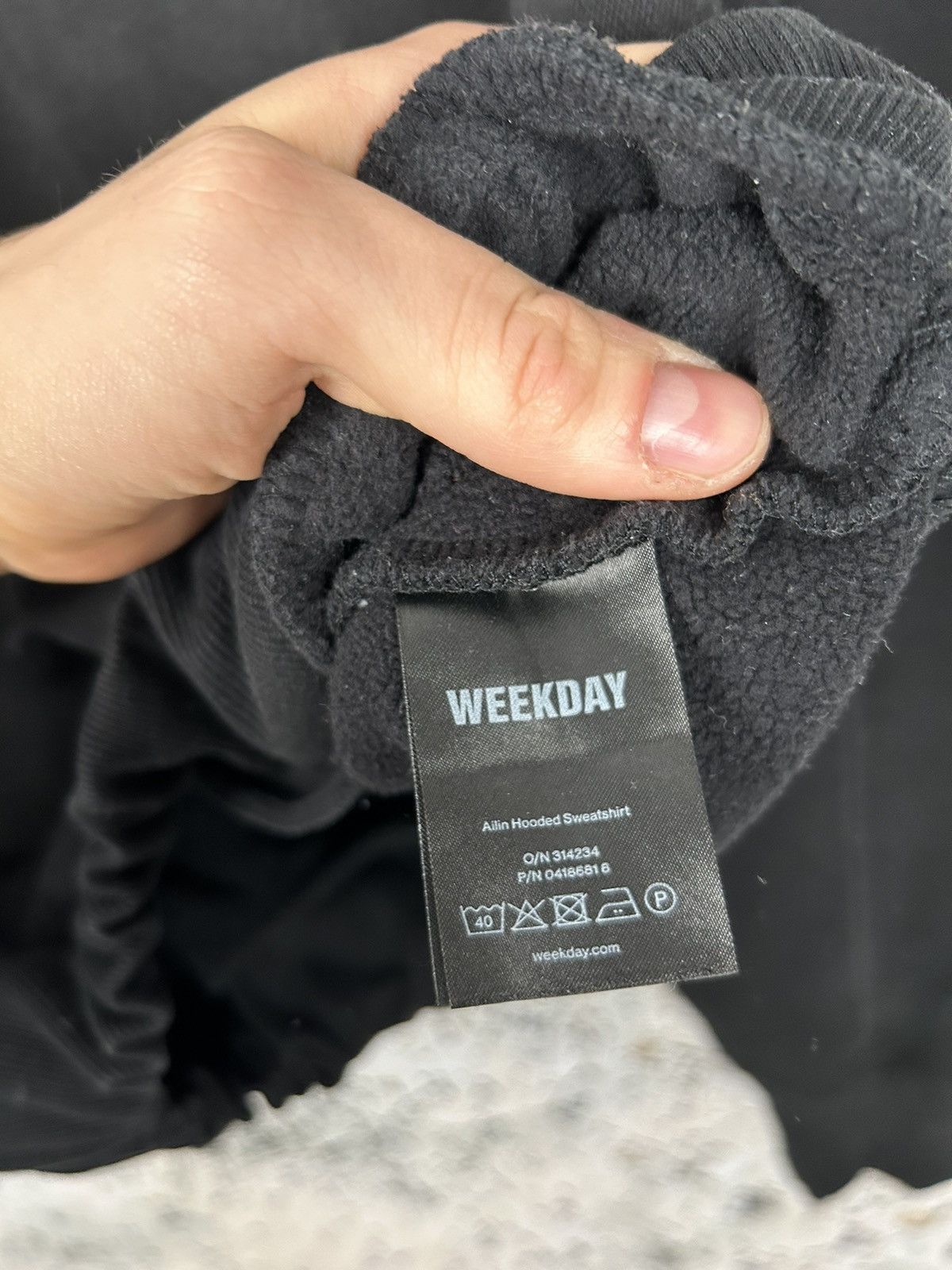 Weekday Weekday Ailin Hooded Sweatshirt Streetwear Skate Rock Size US S / EU 44-46 / 1 - 4 Thumbnail