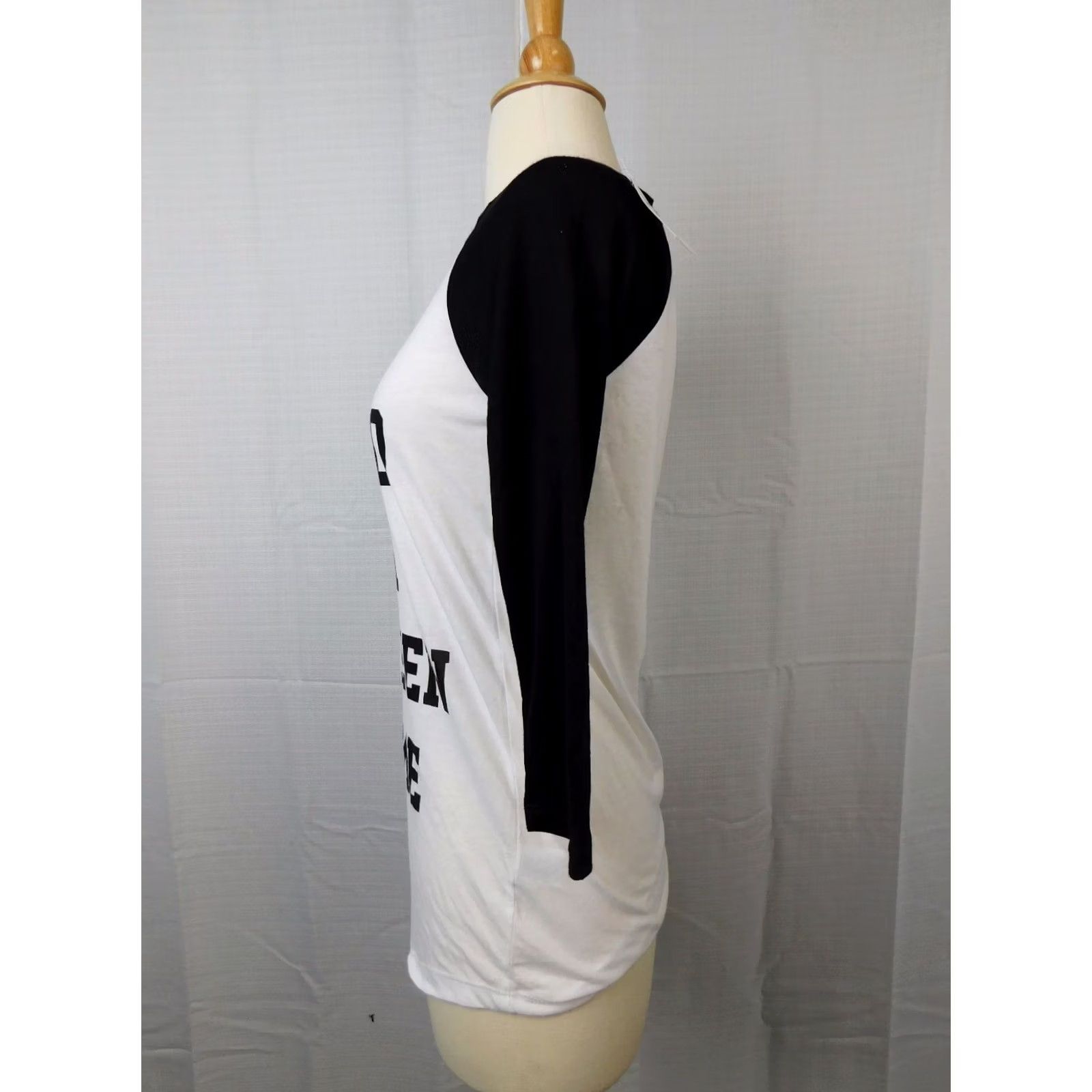 Vintage Freeze Too Lazy to Buy a Halloween Costume 3/4 Sleeve Raglan T-Shirt White XL Womens Halloween Graphic Tee Shirt Size XL / US 12-14 / IT 48-50 - 2 Thumbnail