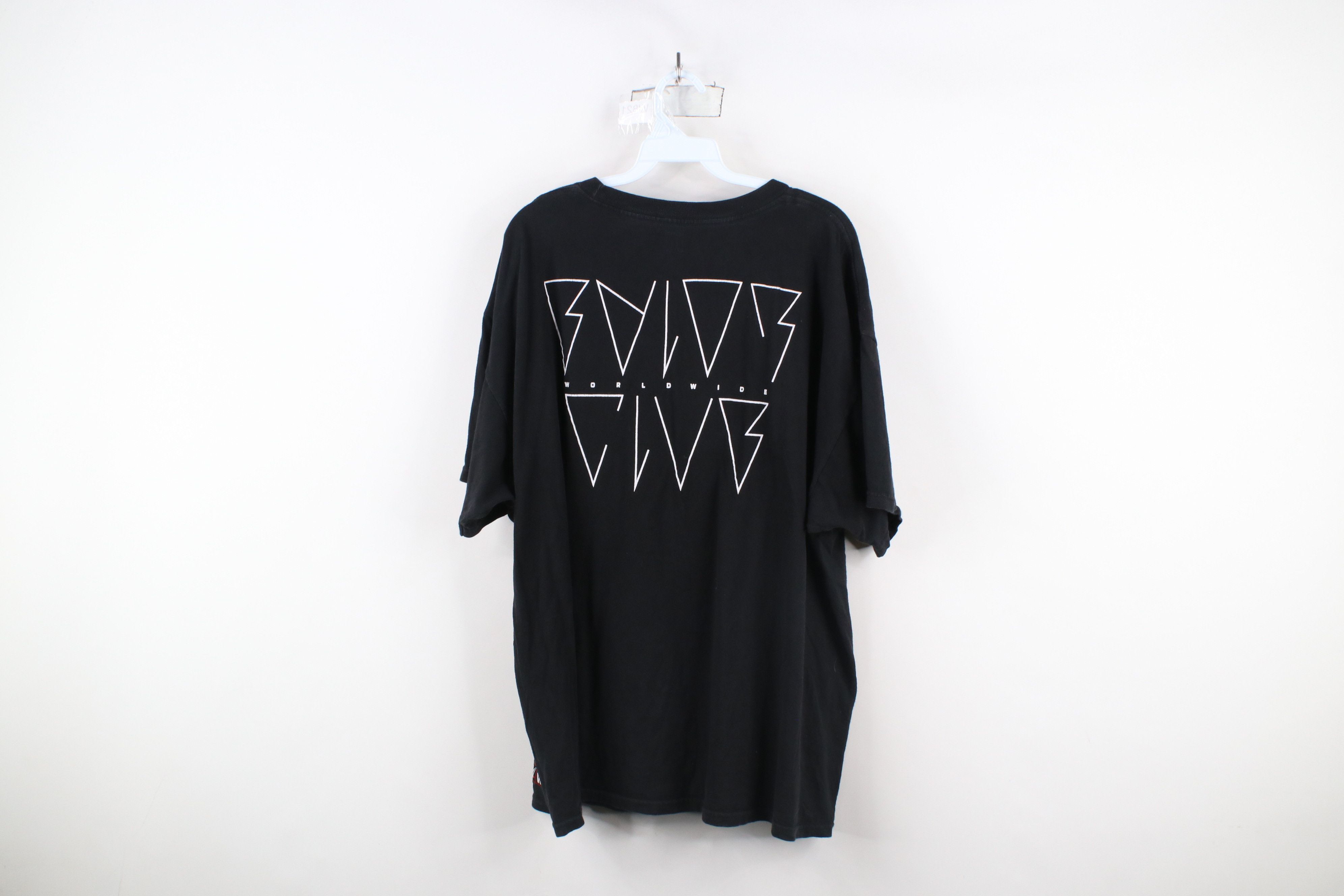 Vintage Vintage Y2K WWE Wrestling Worldwide Finn Balor T-Shirt Black Size US XXL / EU 58 / 5 - 10 Thumbnail