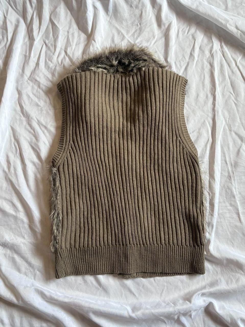 Arizona Jean Co. Arizona Jeans Co Faux Fur Ribbed Knit Zippered Vest Size M / US 6-8 / IT 42-44 - 6 Thumbnail