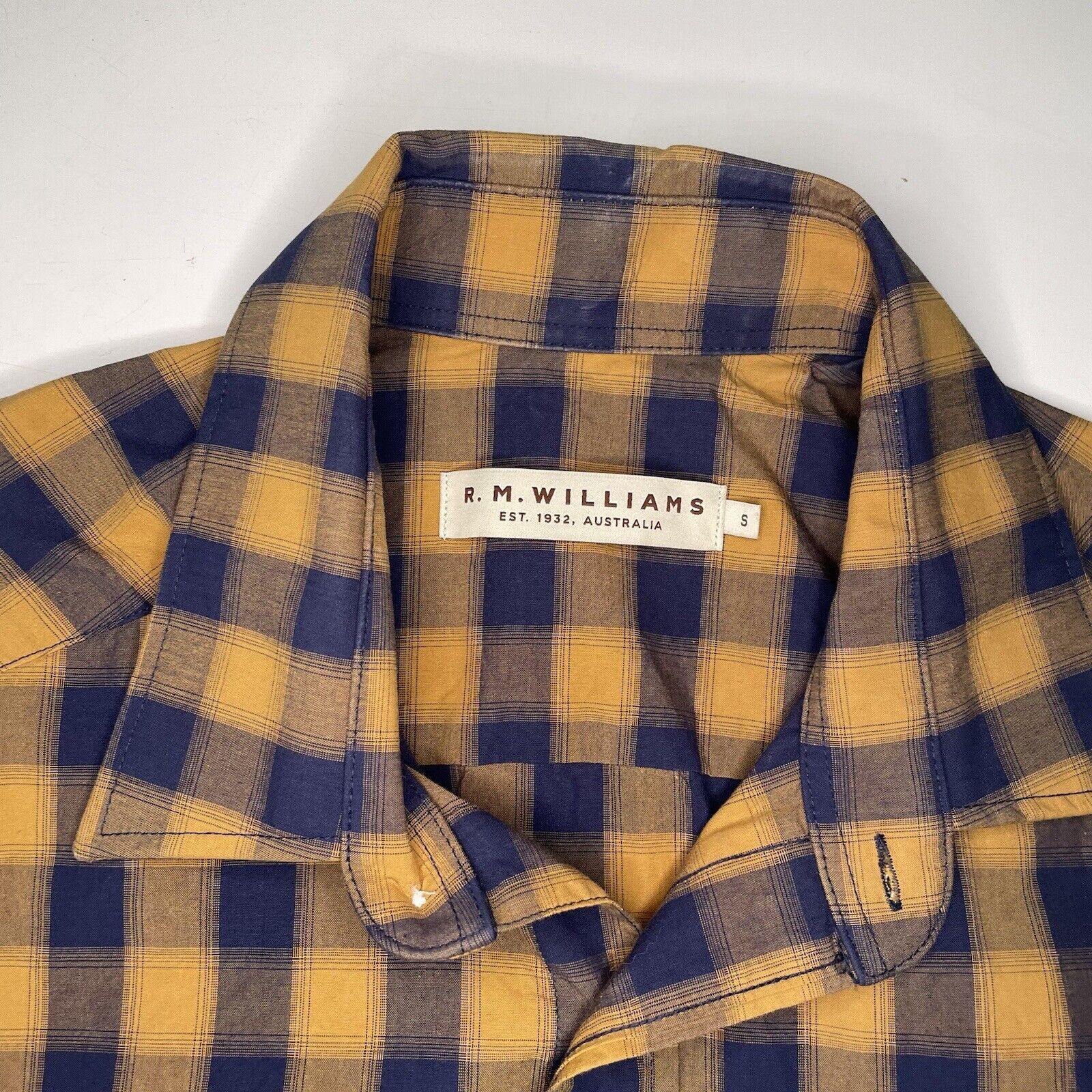 R.M. Williams RM Williams Men’s Small Checkered S/S Shirt Blue EUC Size US S / EU 44-46 / 1 - 3 Thumbnail