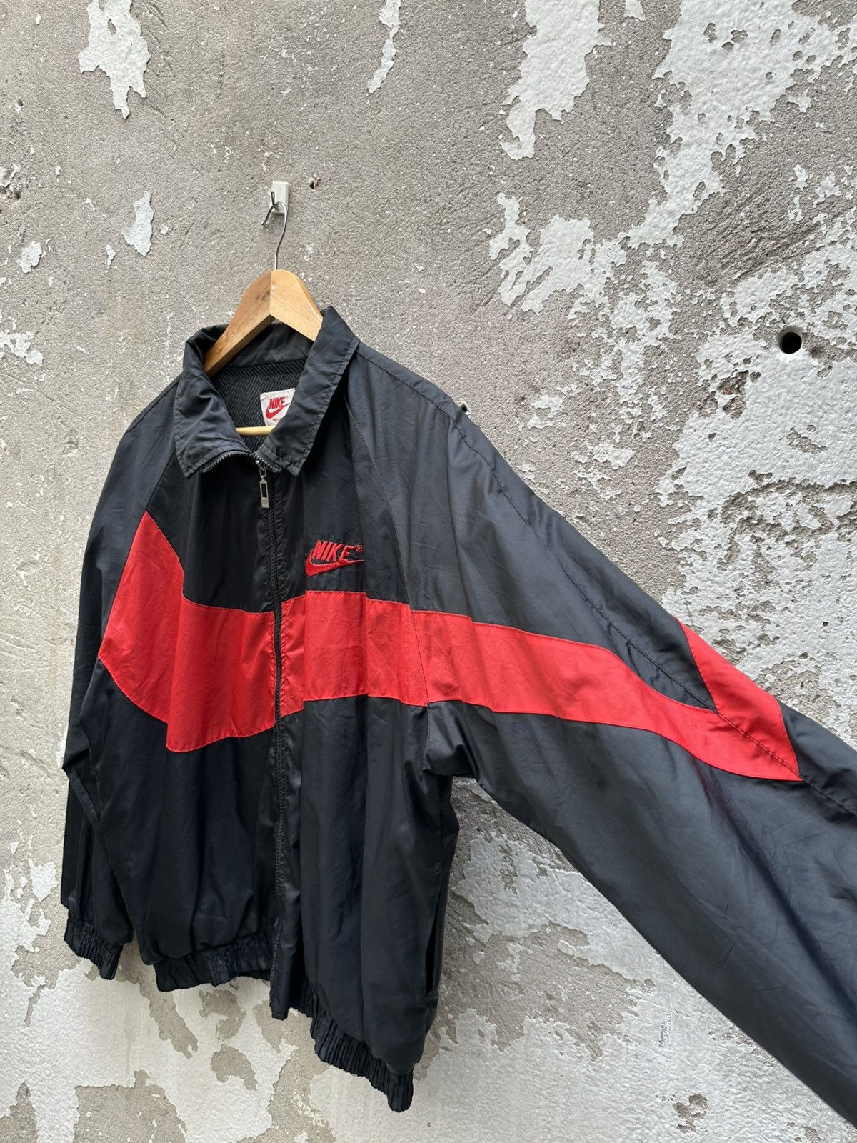 Nike Vintage 90's Nike Classic Swoosh Jacket Size US L / EU 52-54 / 3 - 4 Thumbnail