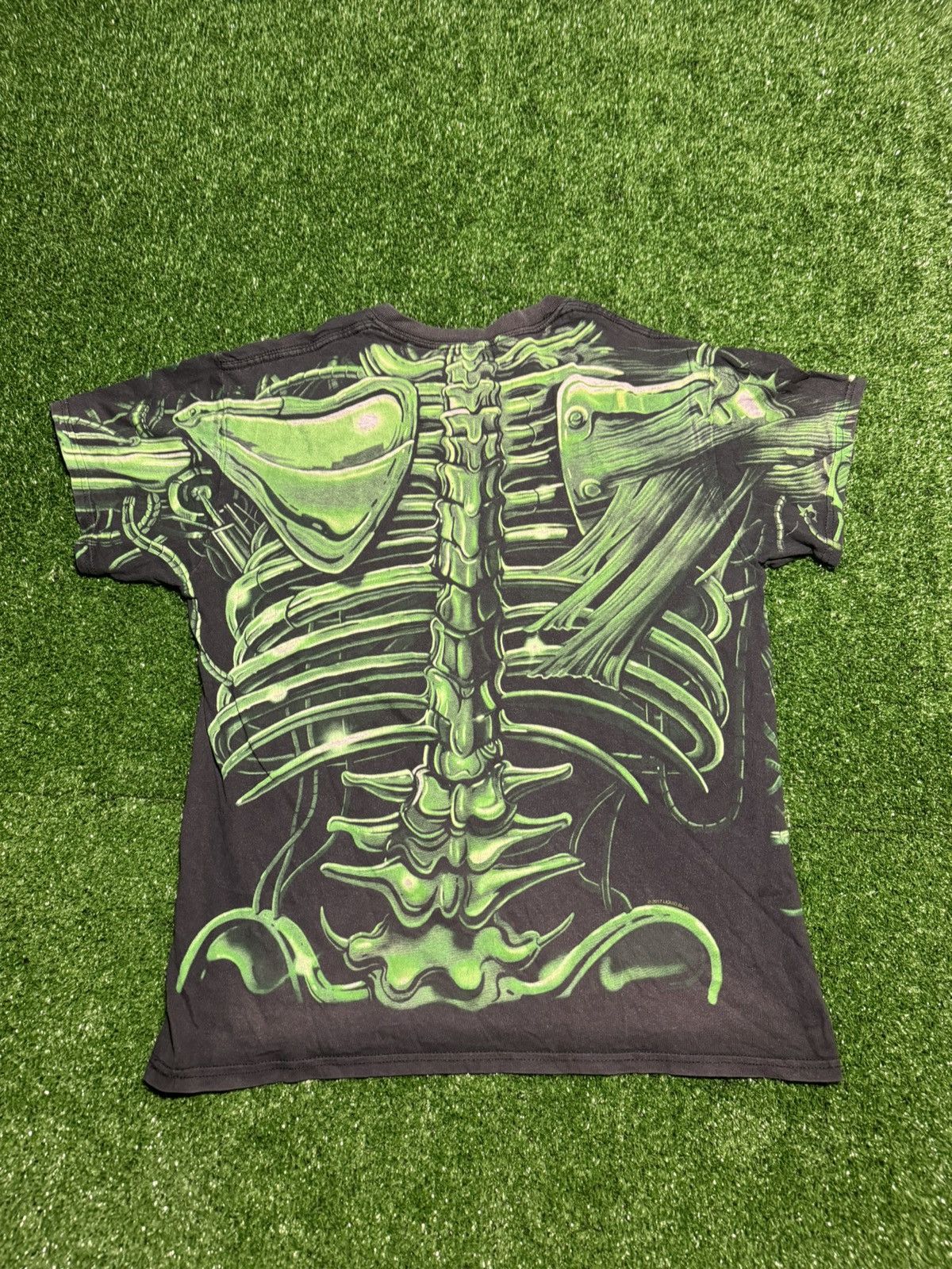 Liquid Blue Liquid Blue Skull All Over Print Shirt 2017 Vintage Style Size US S / EU 44-46 / 1 - 7 Thumbnail