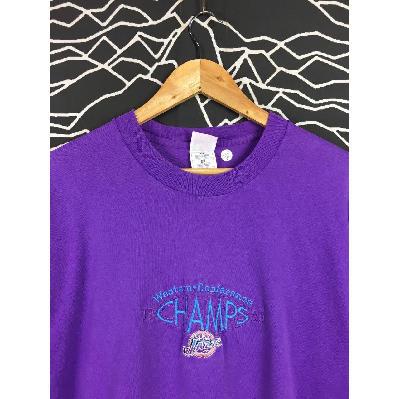 NBA × Sports Specialties × Vintage Vtg Utah Jazz NBA 1998 Western Conference Champs Tee Size US L / EU 52-54 / 3 - 3 Thumbnail