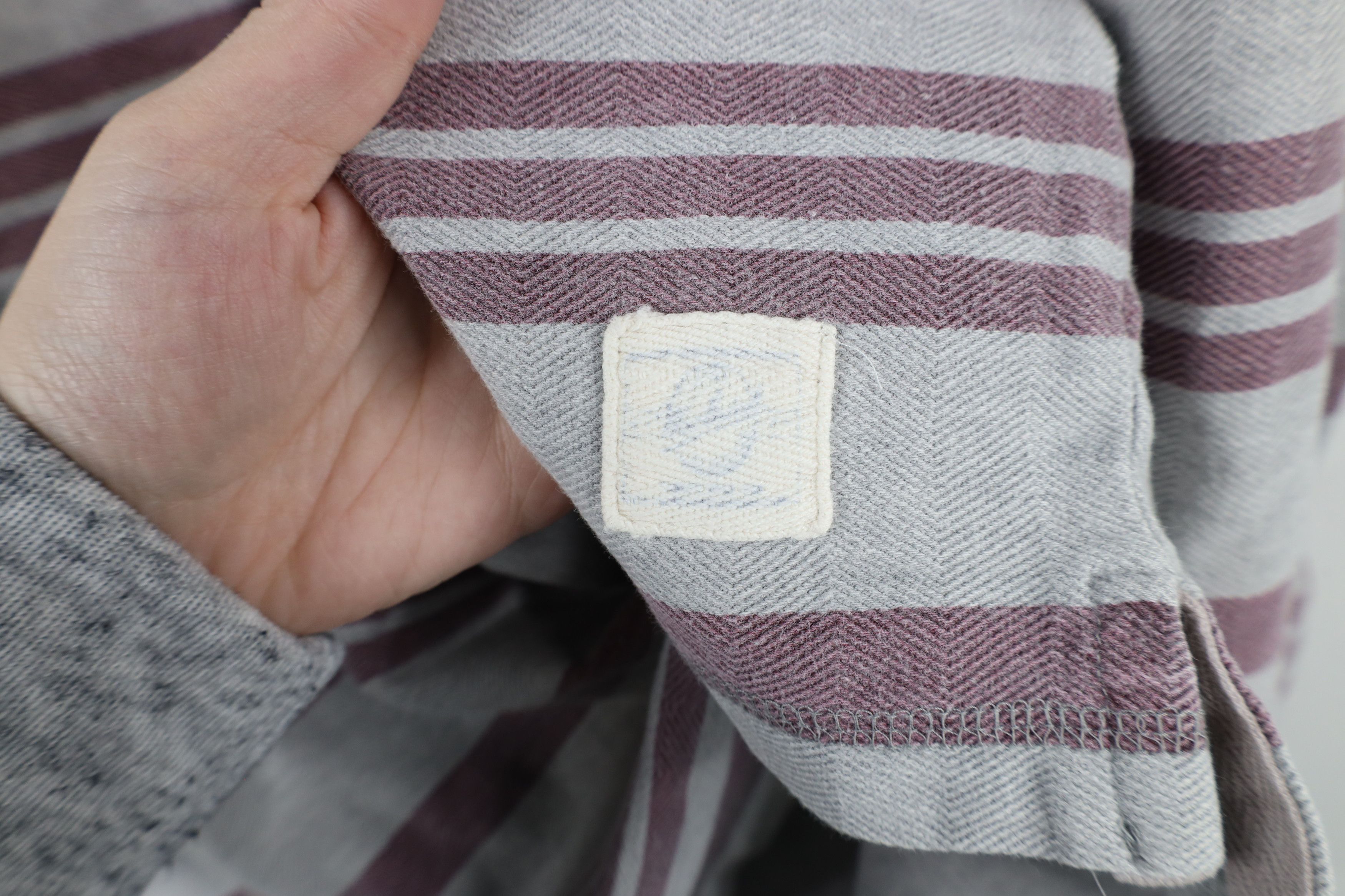 Vintage × Woolrich Woolen Mills Vintage 90s Woolrich Heavyweight Long Sleeve Henley T-Shirt Size US XL / EU 56 / 4 - 4 Thumbnail