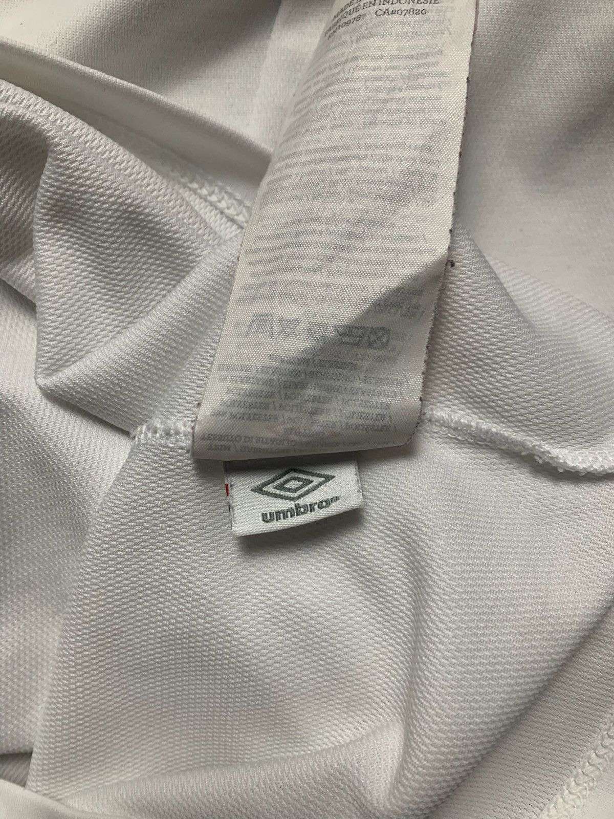 Umbro × Vintage Vintage Umbro England soccer jersey size L Poland Ukraine Size US L / EU 52-54 / 3 - 5 Thumbnail