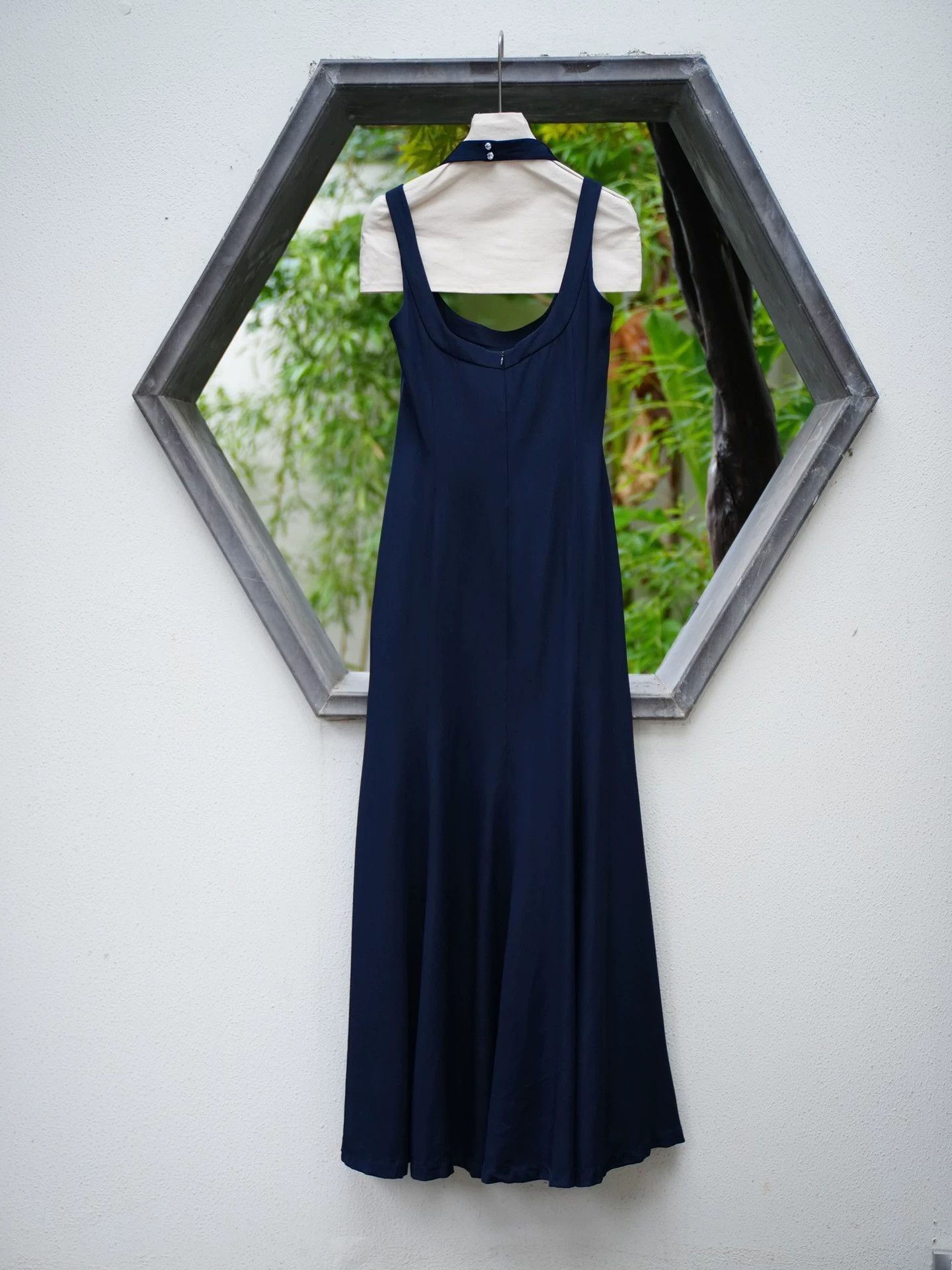 Escada ESCADA Couture Navy Blue Mulberry Silk Evening Gown 36 Size XS / US 0-2 / IT 36-38 - 9 Thumbnail