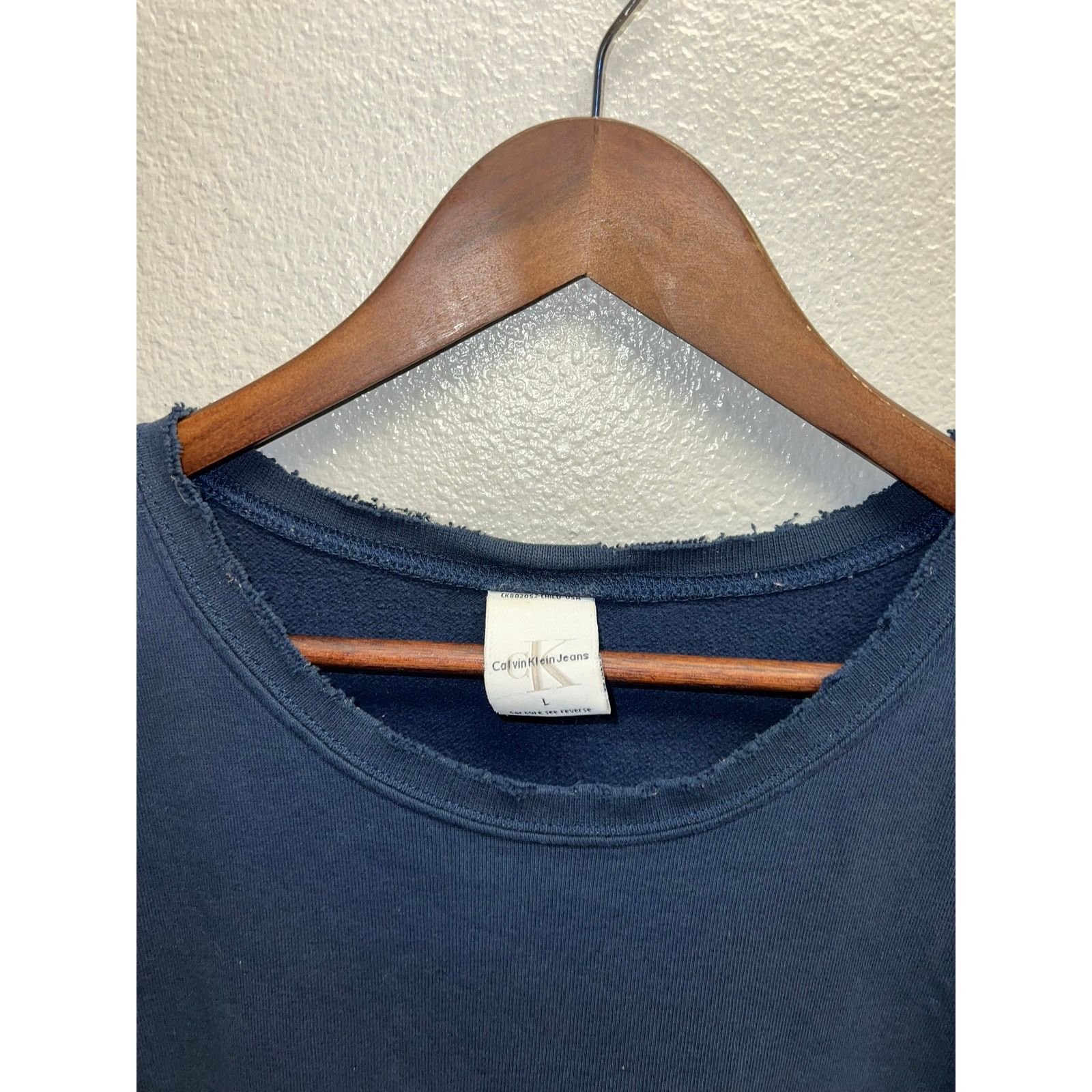 Vintage Vintage Calvin Klein Jeans Sweatshirt Faded Distressed 90s L Size US L / EU 52-54 / 3 - 7 Thumbnail