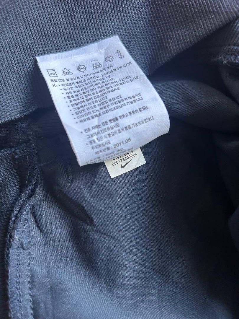 Nike Nike y2k windbreaker jacket Size US M / EU 48-50 / 2 - 4 Thumbnail
