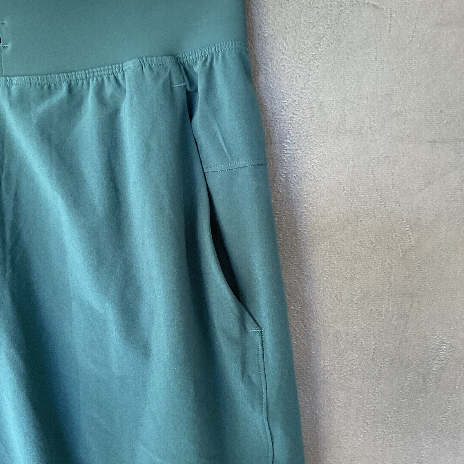Lululemon Lululemon Men's Shorts Size Small Pull On Athletica Light Size US 27 - 3 Thumbnail
