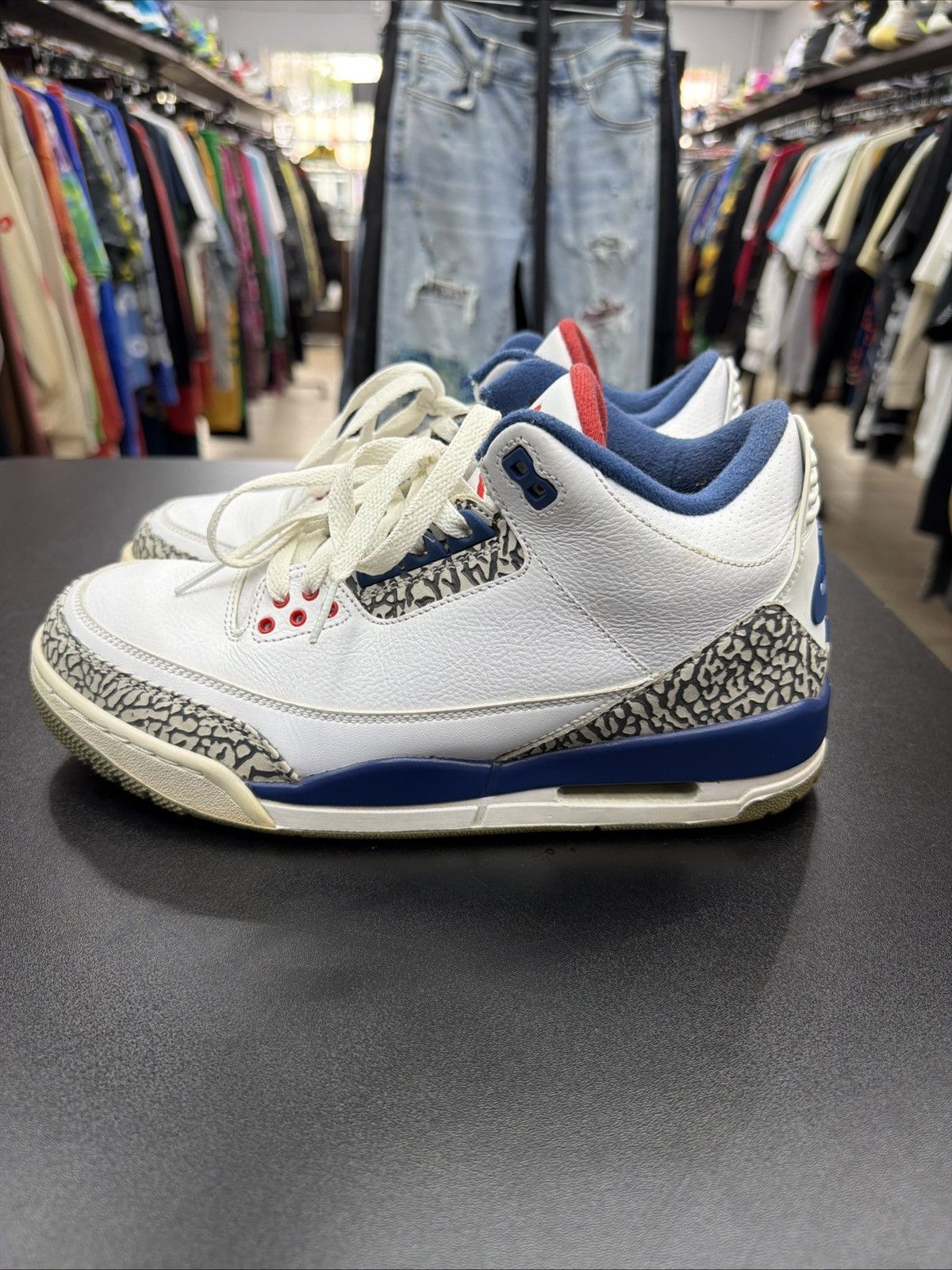Jordan Brand Nike Air Jordan 3 Retro True Blue White Blue Red 2016 9.5 Size US 10 / EU 43 - 22 Thumbnail