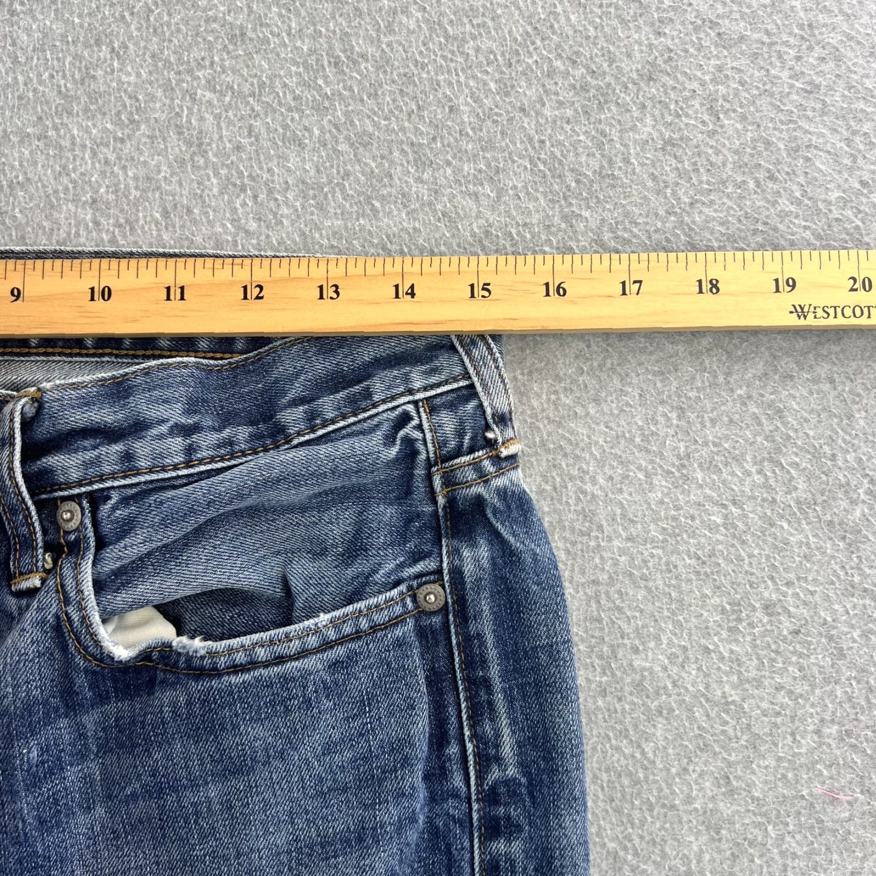 J.Crew J.Crew Jeans Mens 32x30 Blue Denim Straight Leg Style 47 Classic Fit Casual Size US 32 / EU 48 - 2 Thumbnail