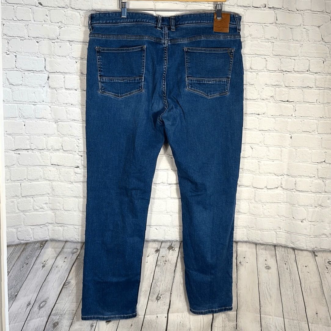 Tommy Bahama Tommy Bahama Denim Mens Straight Jeans Size 40x32 Blue, Regular, 40, 32in Inseam, Blue Exterior, Straight Style, Men Size US 40 / EU 56 - 7 Thumbnail