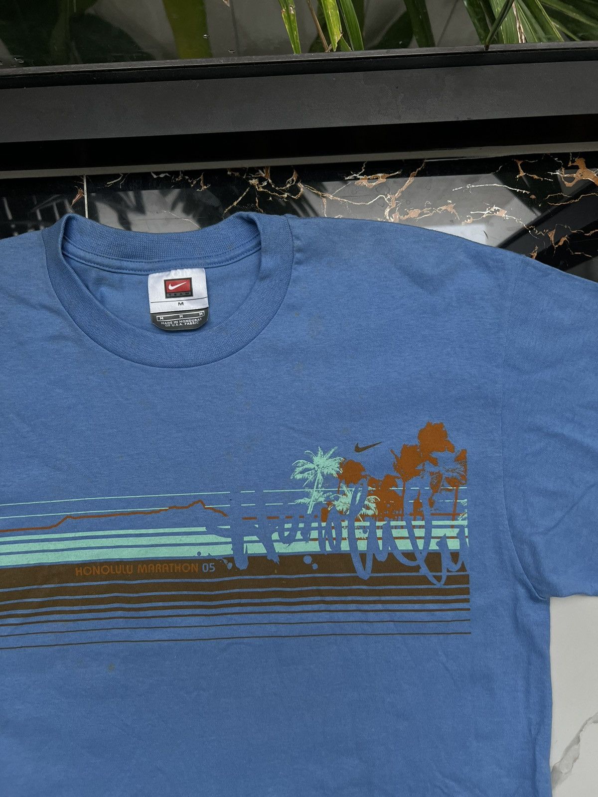 Nike × Vintage 90’s NIKE HONOLULU MARATHON 05 RETRO RARE TEE SWOOSH LOGO Size US M / EU 48-50 / 2 - 2 Thumbnail